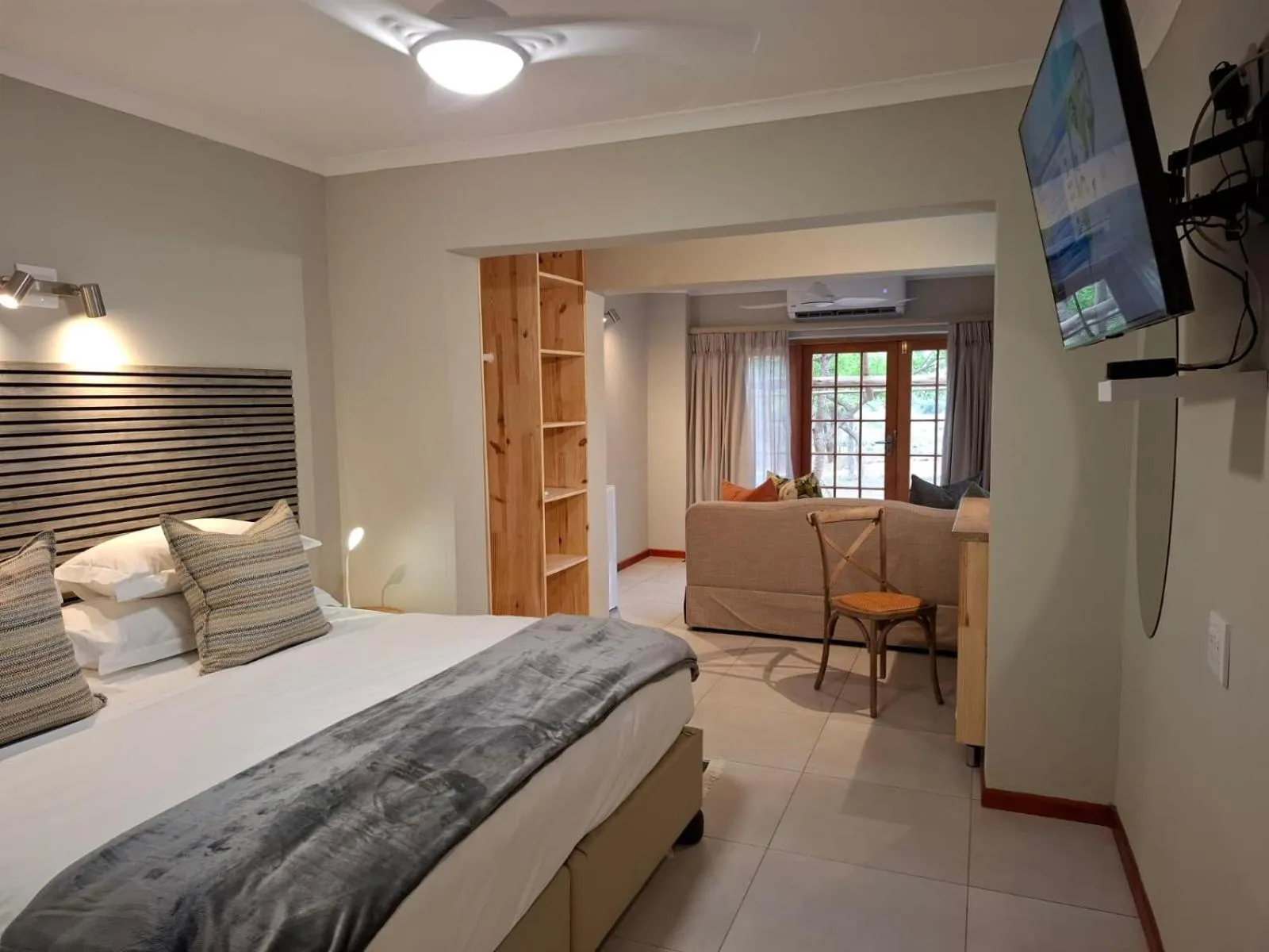 Bed in Kruger Riverside Lodge - No Load-shedding