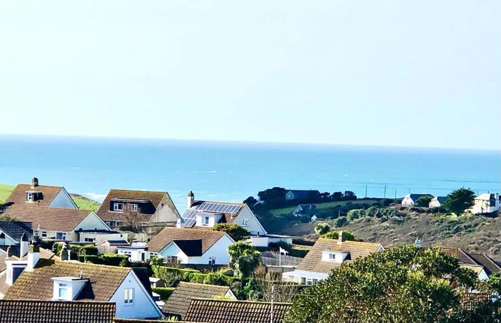 Loft Twin Room with Sea View in The Mounts Bay Inn