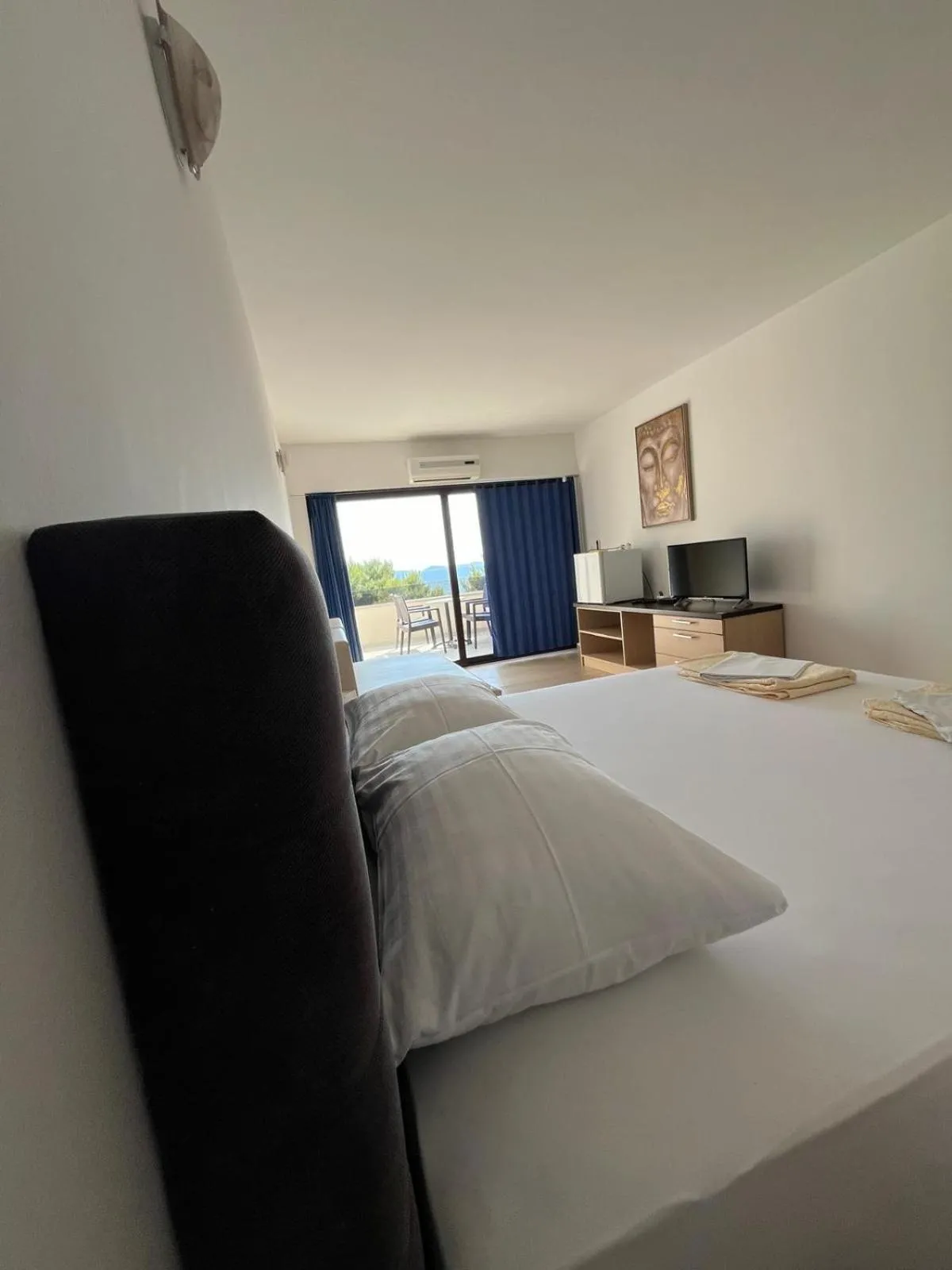 View (from property/room), Bed in Hotel Ana Murter