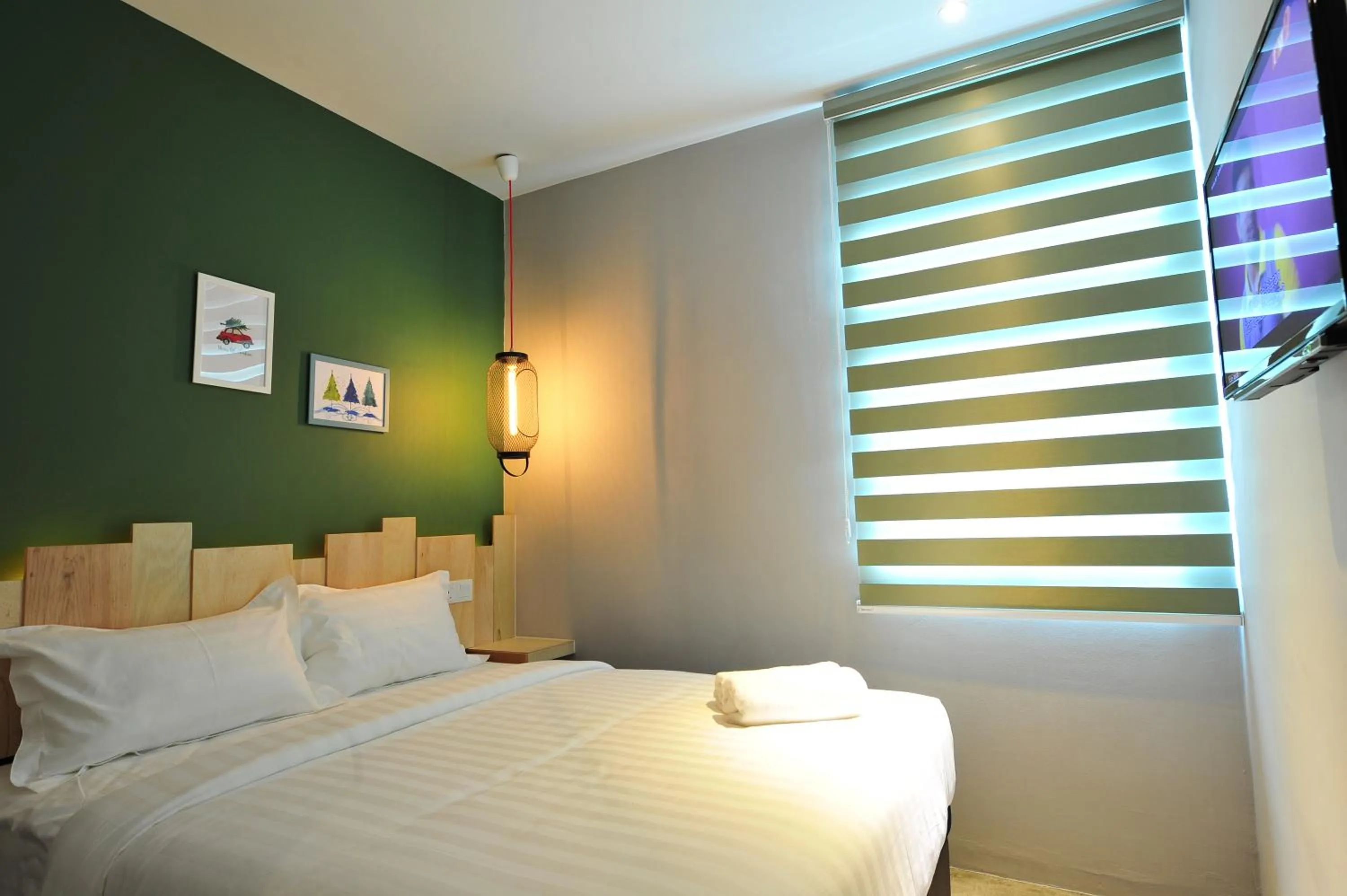 Bed in Finess Basic Hotel