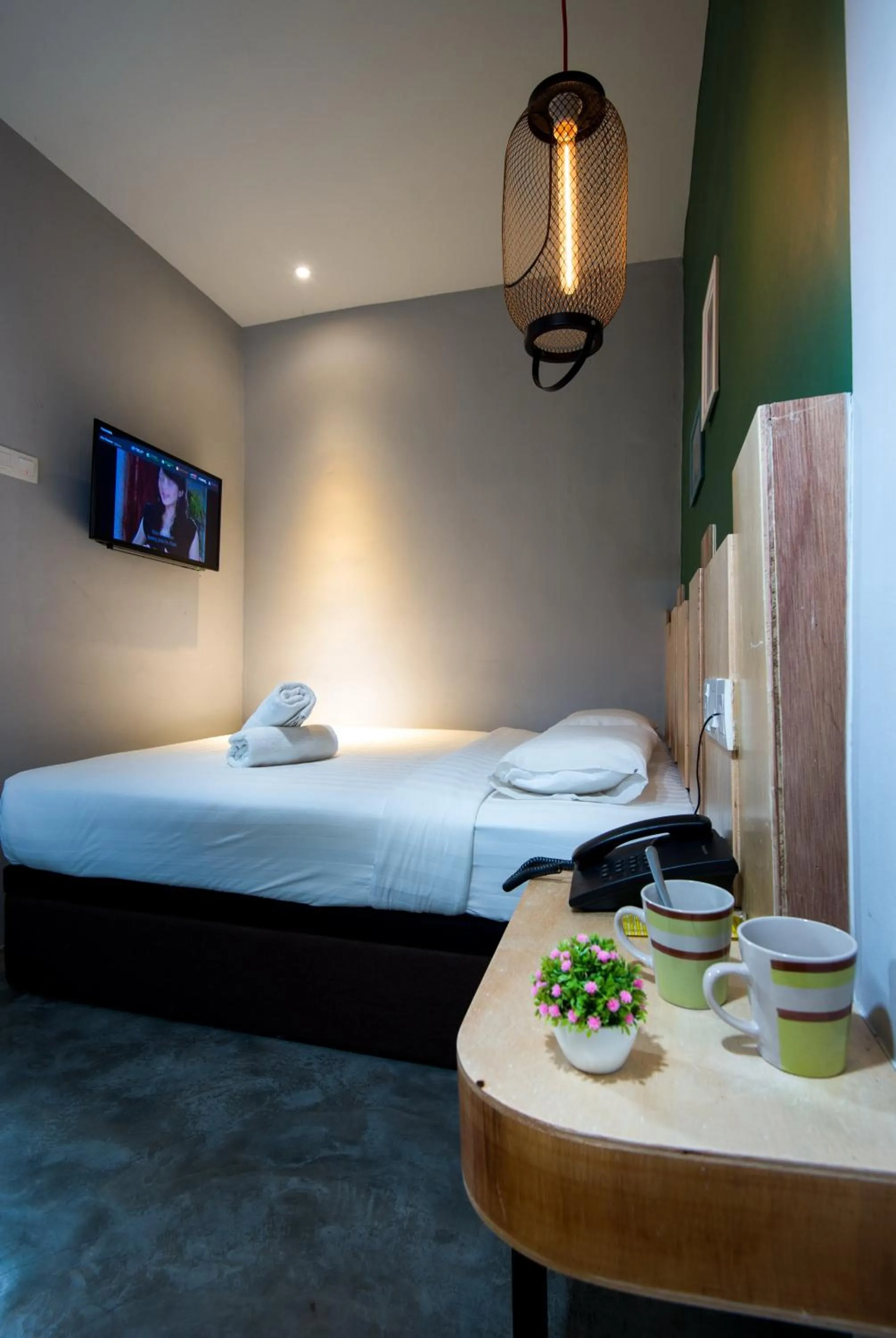 Bed in Finess Basic Hotel