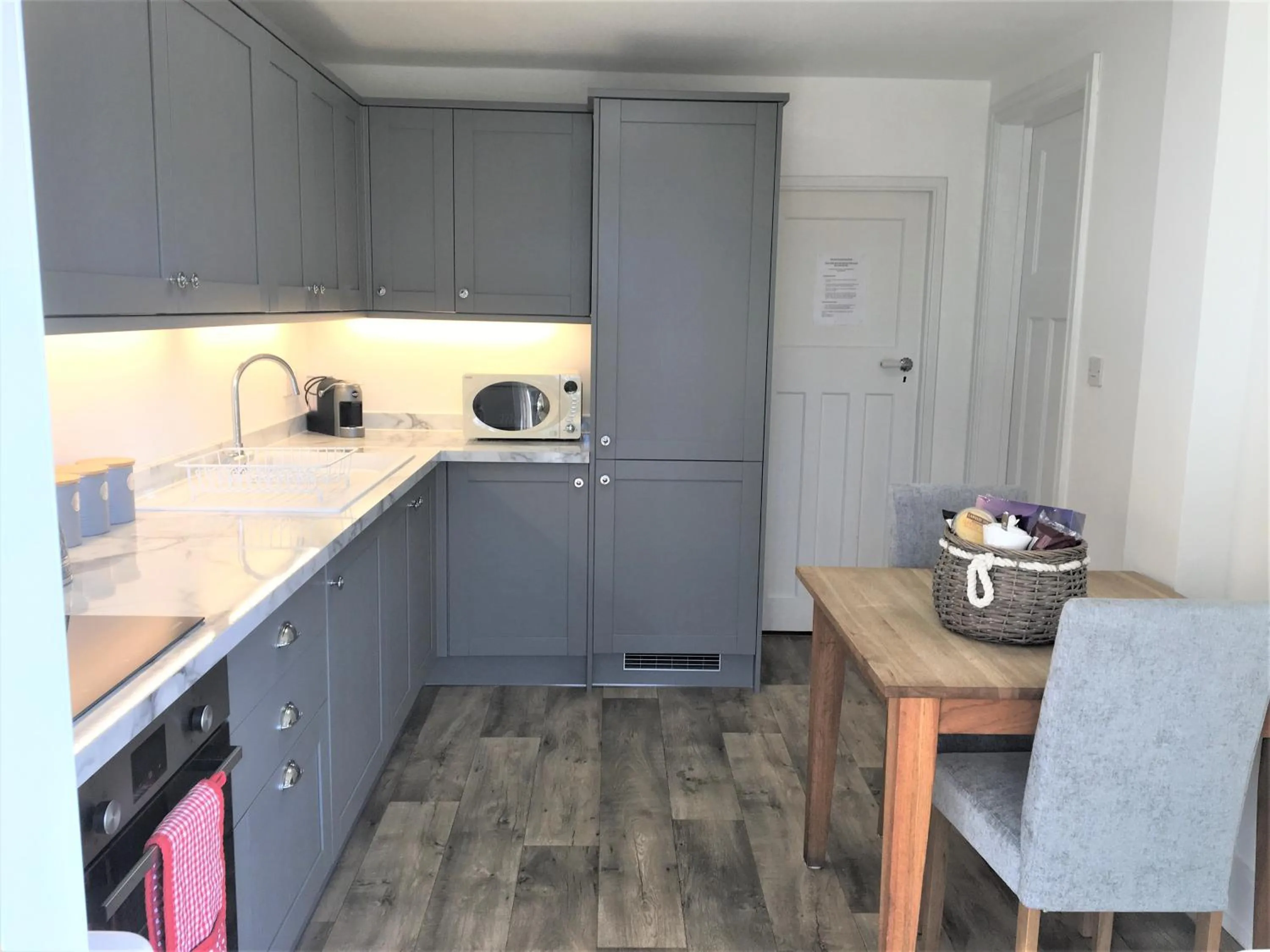 Fring House Apartment