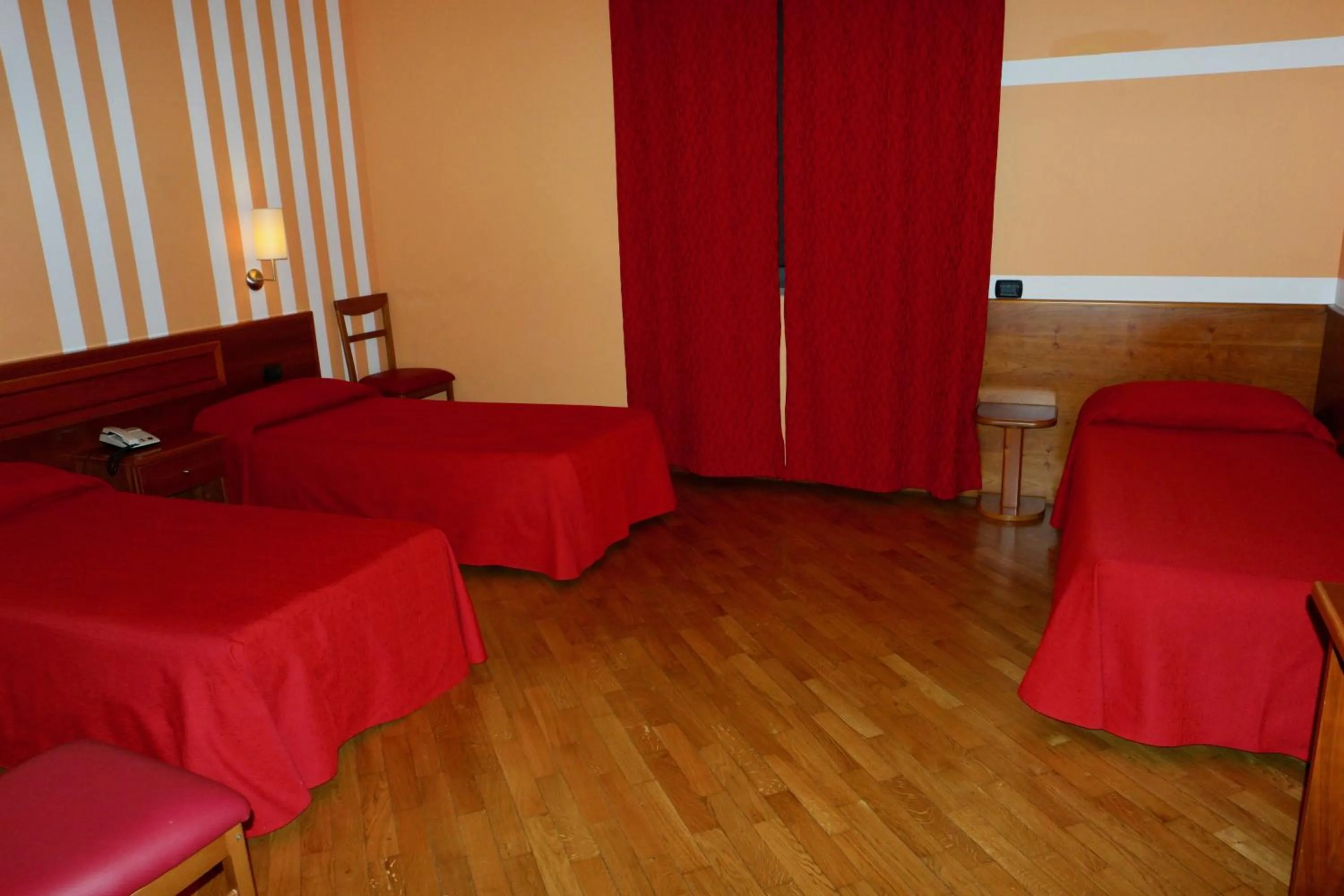 Bed in Hotel Air Bag