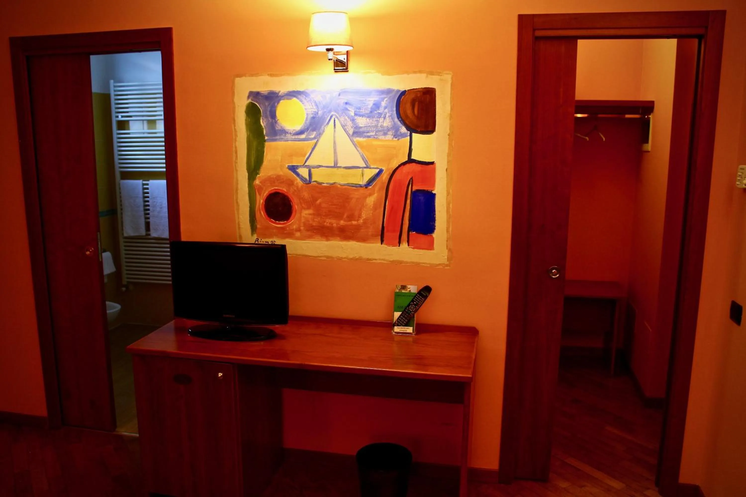 TV and multimedia in Hotel Air Bag