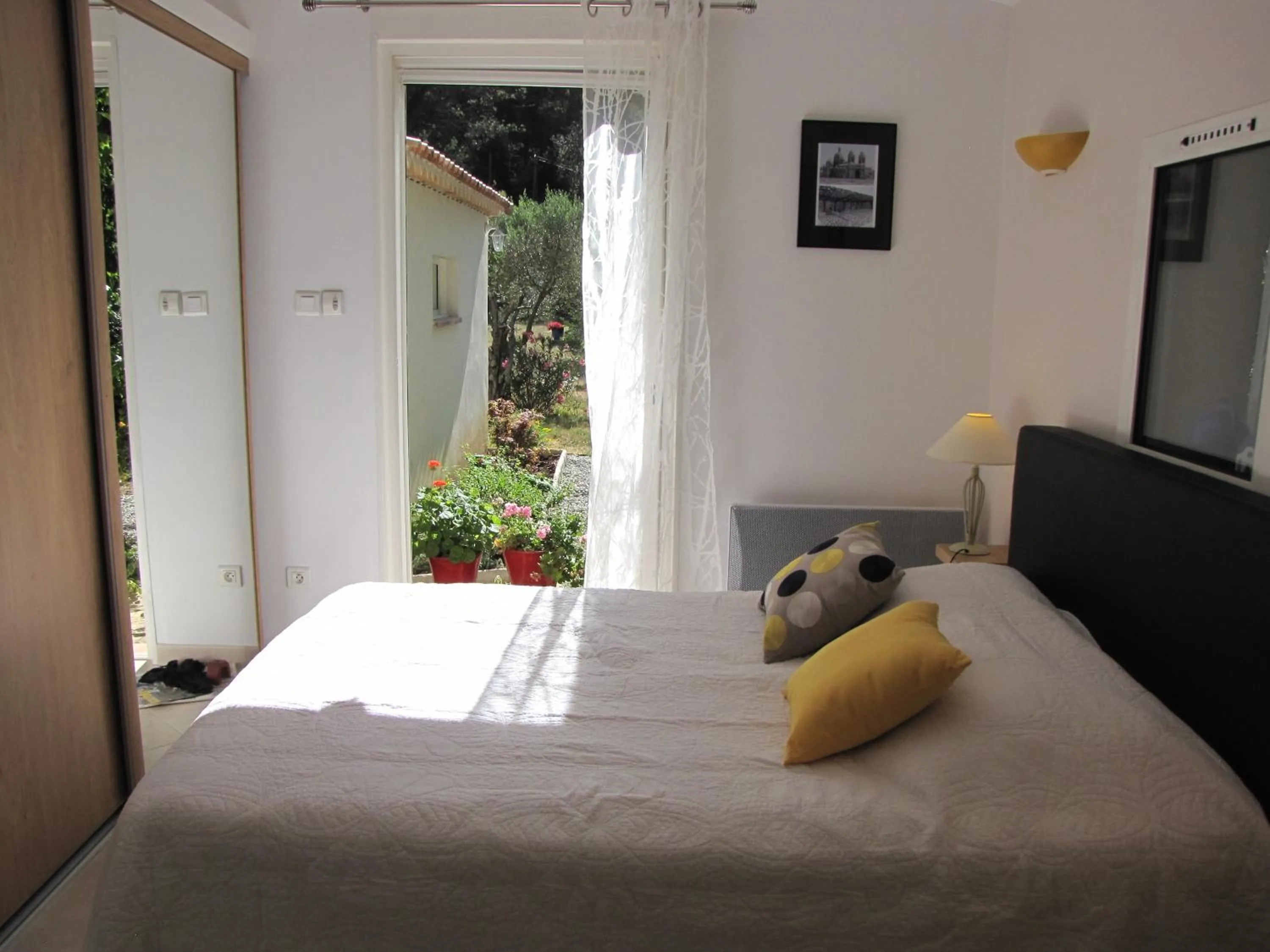 Property building, Bed in Casa Rurale Lou Pichoun Nis