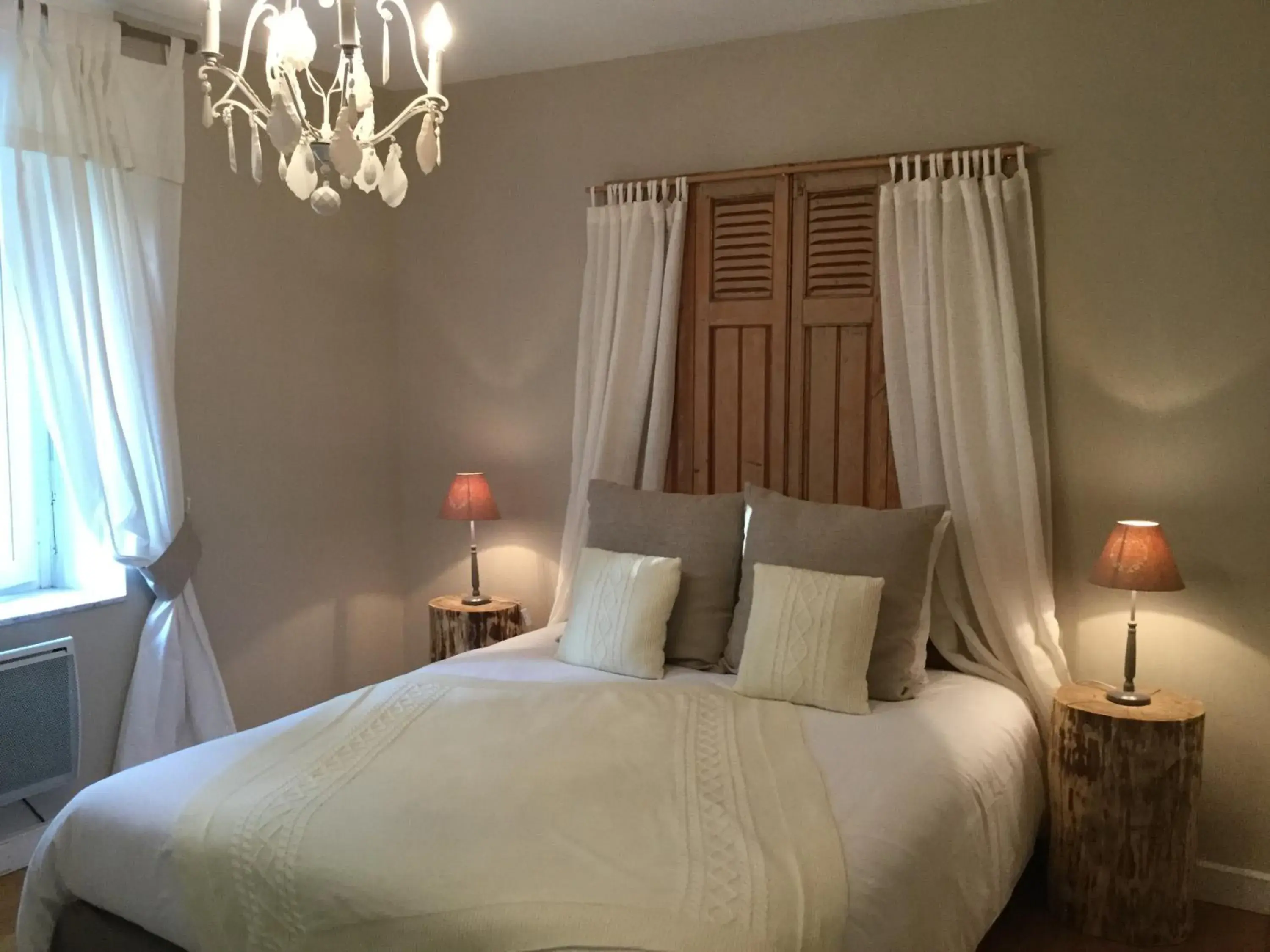 Double Room with Private Bathroom in L'Orangerie de Camperos Double Room with Private Bathroom in L'Orangerie de Camperos