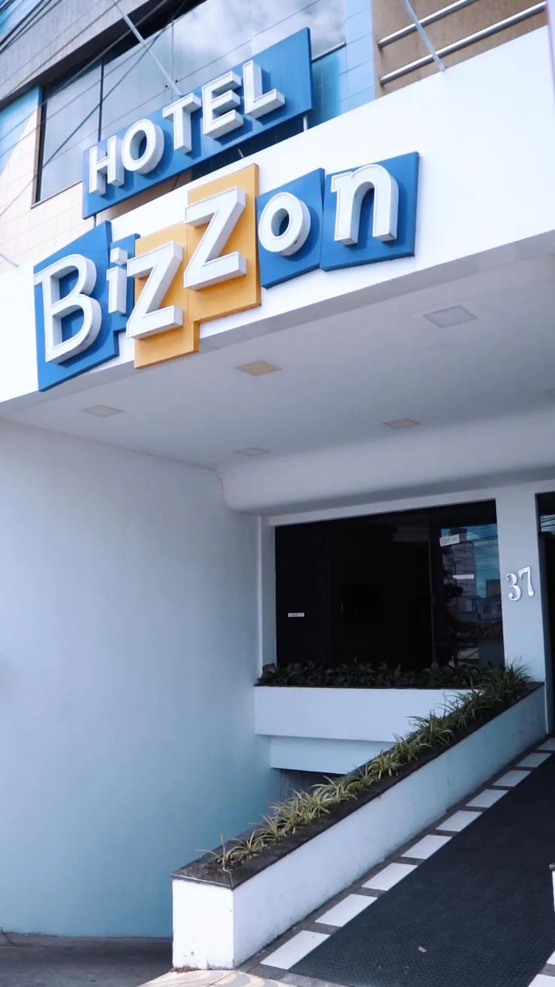 Hotel Bizzon
