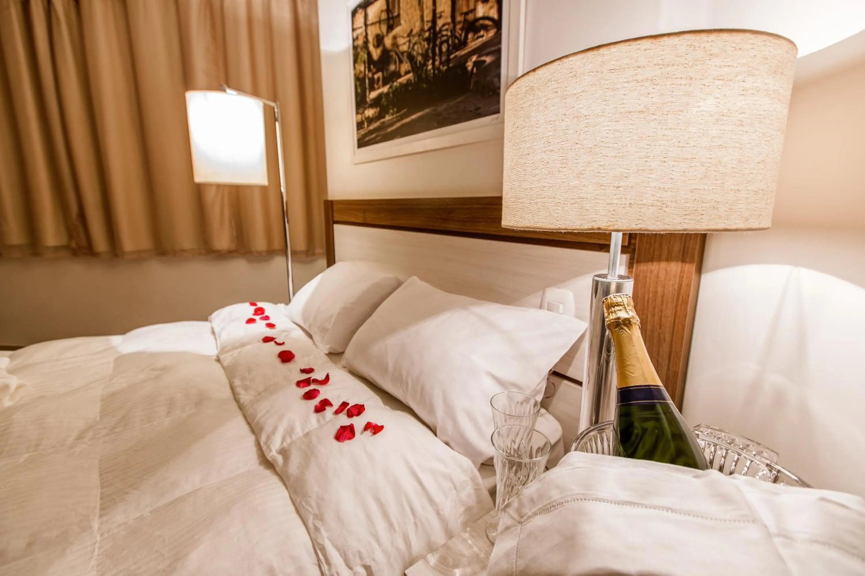Bed in Hotel Bizzon