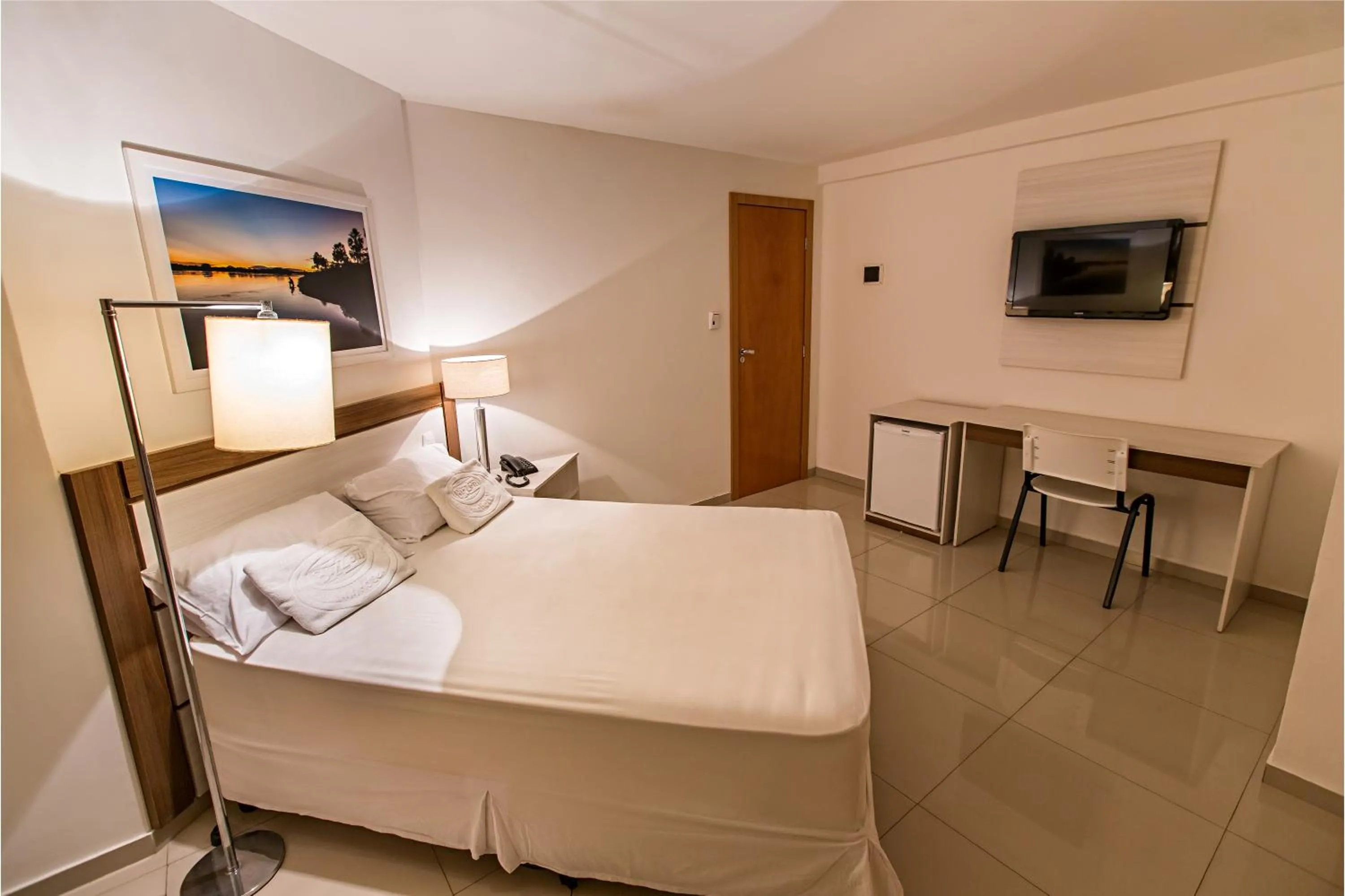 Bed in Hotel Bizzon