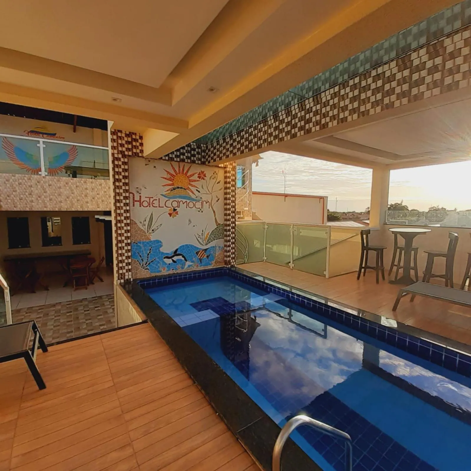 Swimming pool in Hotel Camocim