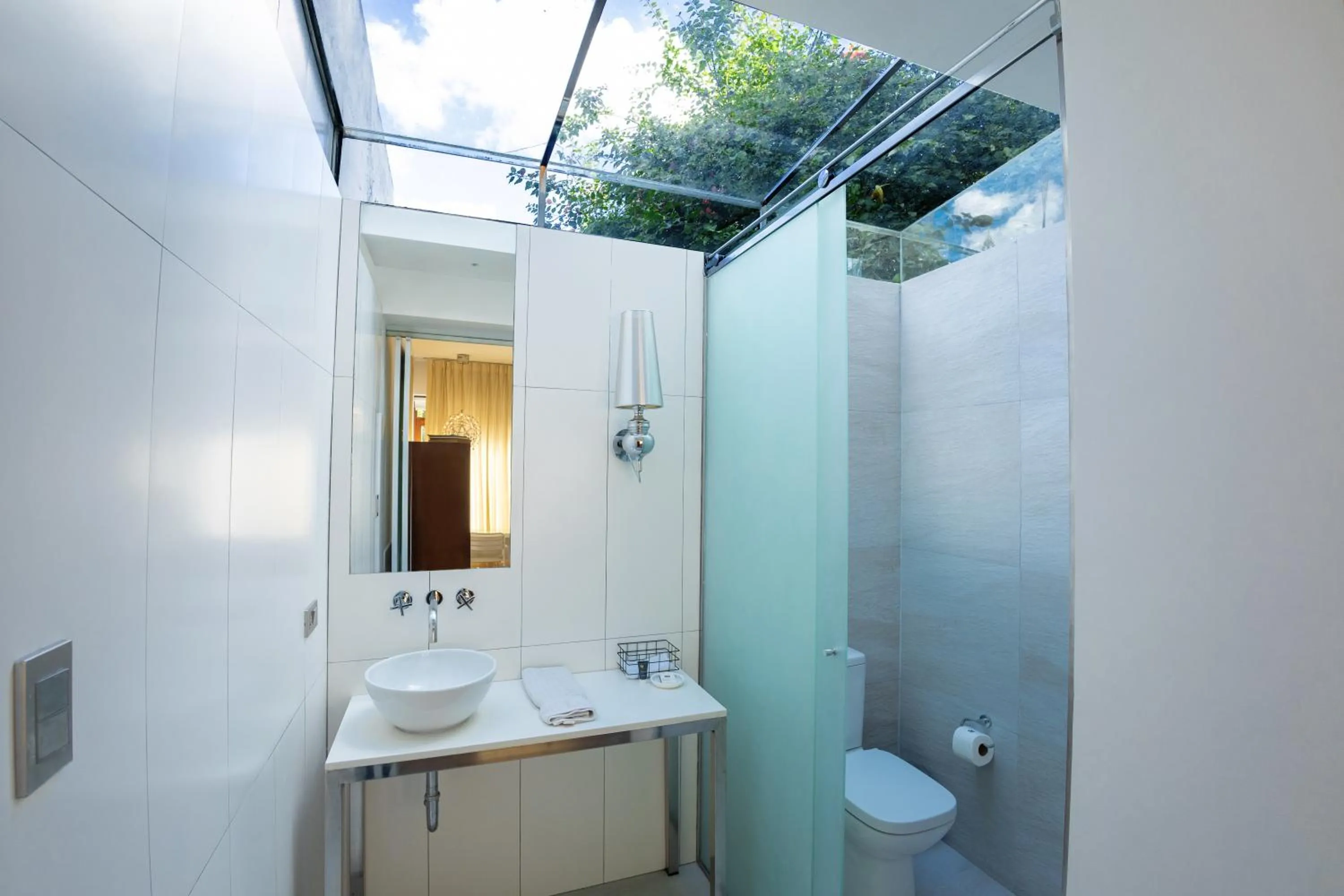 Toilet in Cosmopolitano Hotel Boutique