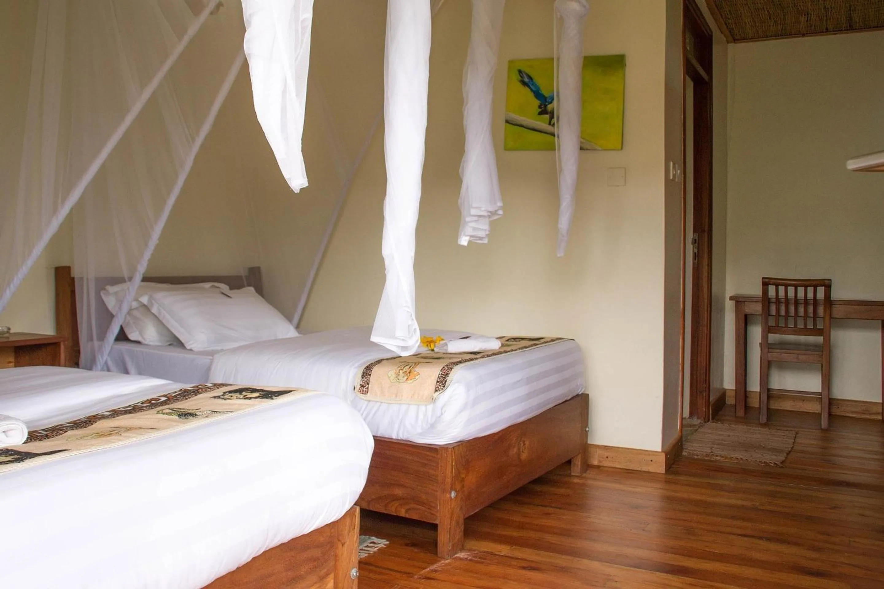 Photo of the whole room, Bed in Ichumbi Gorilla Lodge