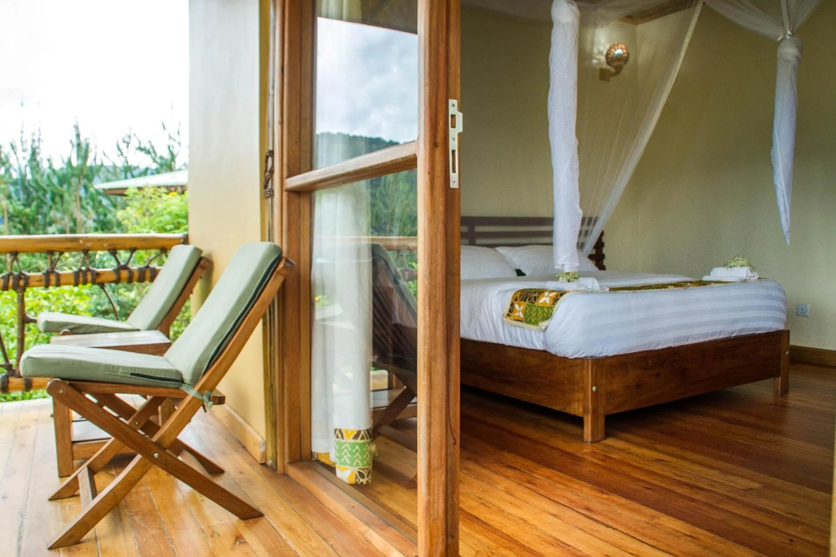 Photo of the whole room, Bed in Ichumbi Gorilla Lodge