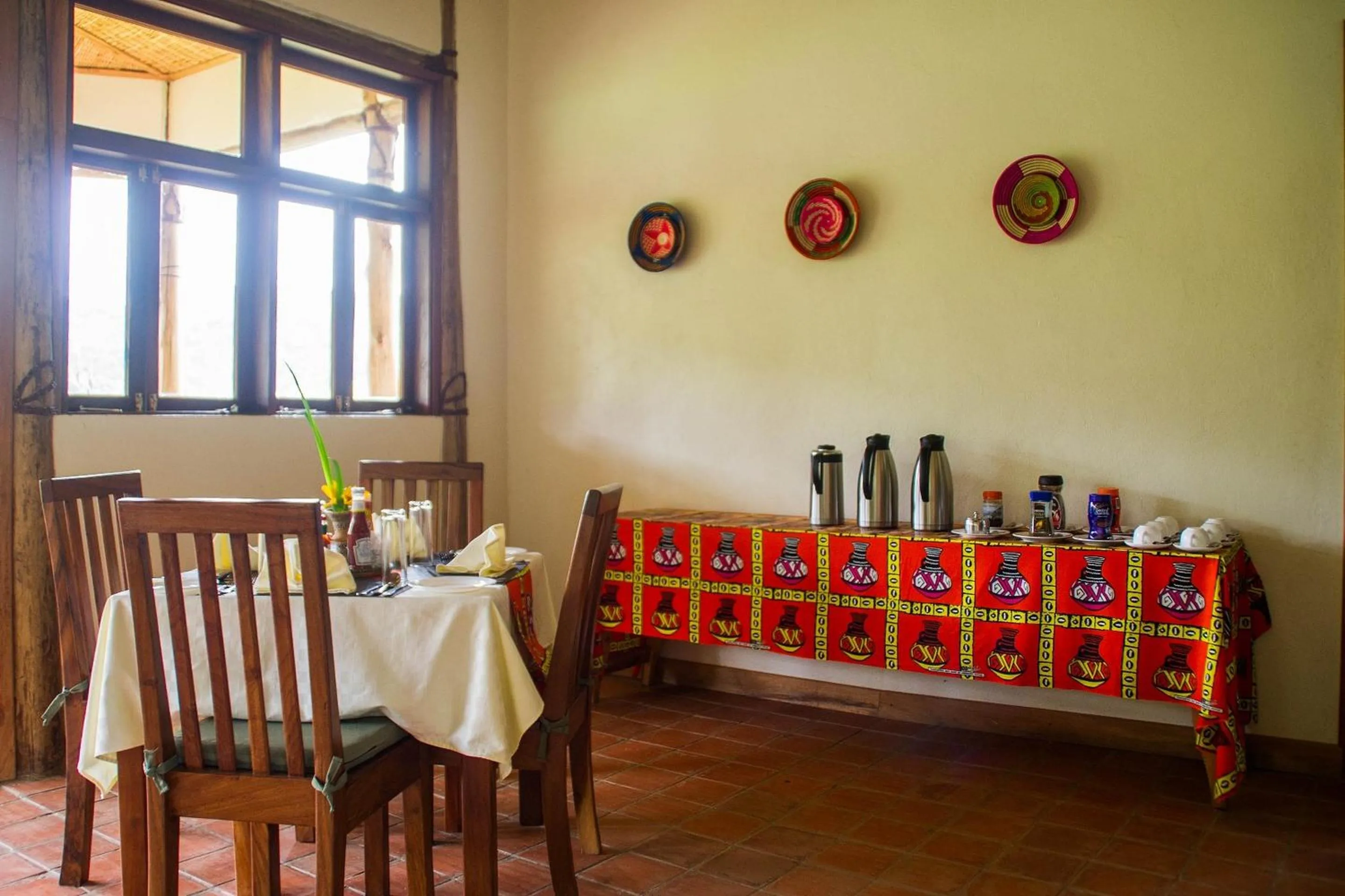 Dining area in Ichumbi Gorilla Lodge