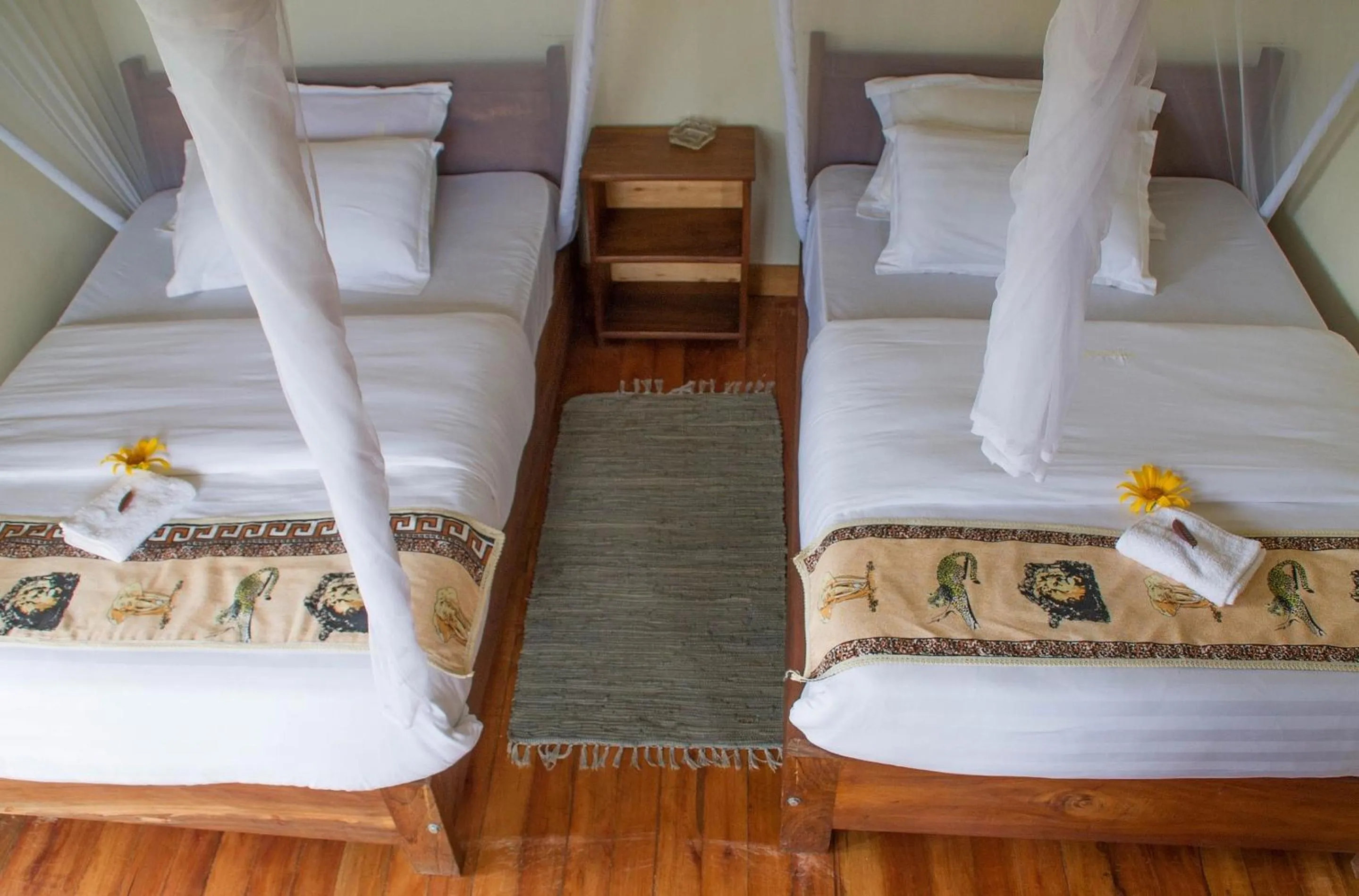 Photo of the whole room, Bed in Ichumbi Gorilla Lodge