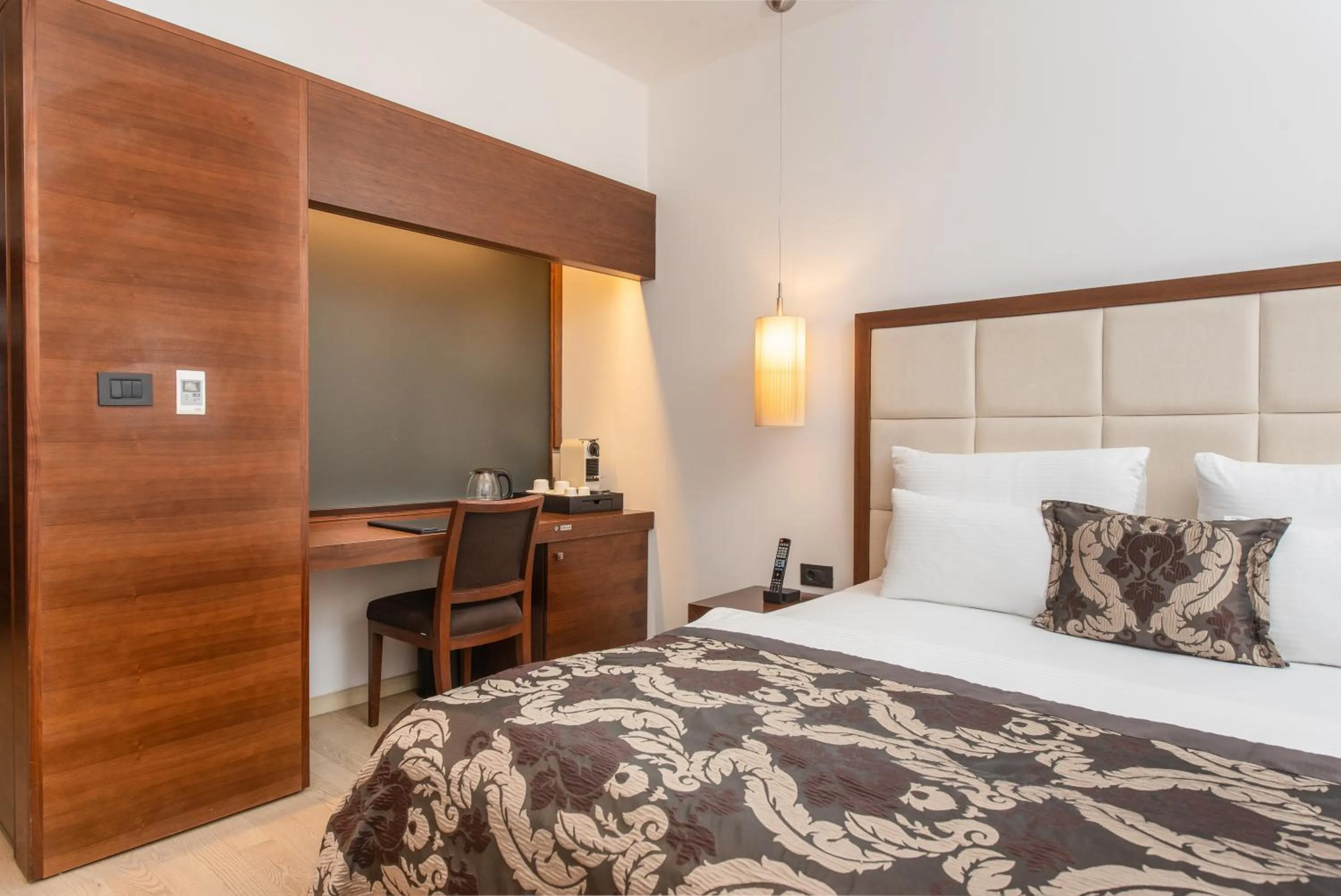 Bed in Marmont Heritage Hotel