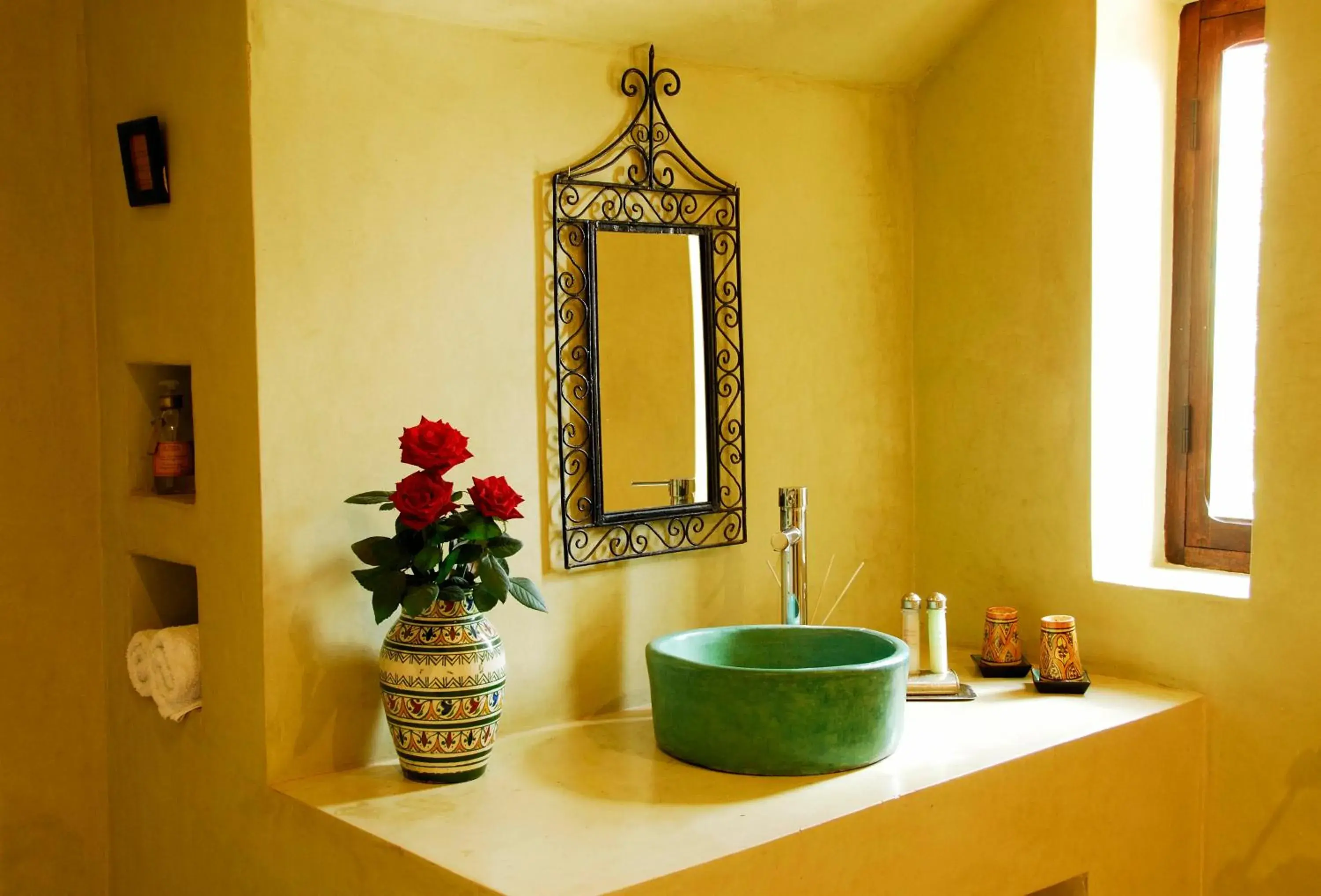 Double Room with Pool View in Maison d'Hôtes Kasbah Azul Double Room with Pool View in Maison d'Hôtes Kasbah Azul