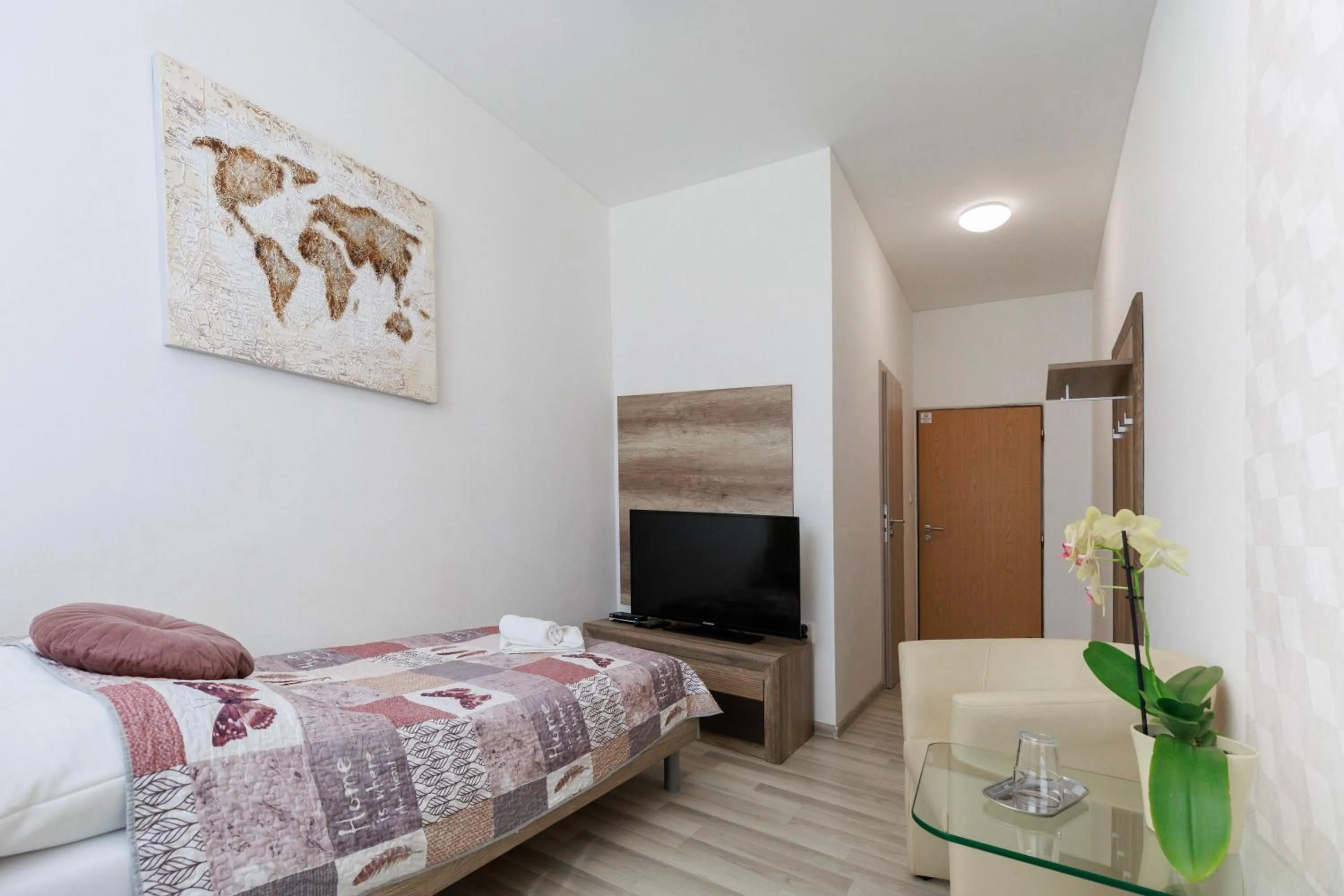 Photo of the whole room, Bed in Agro Complex Apartments