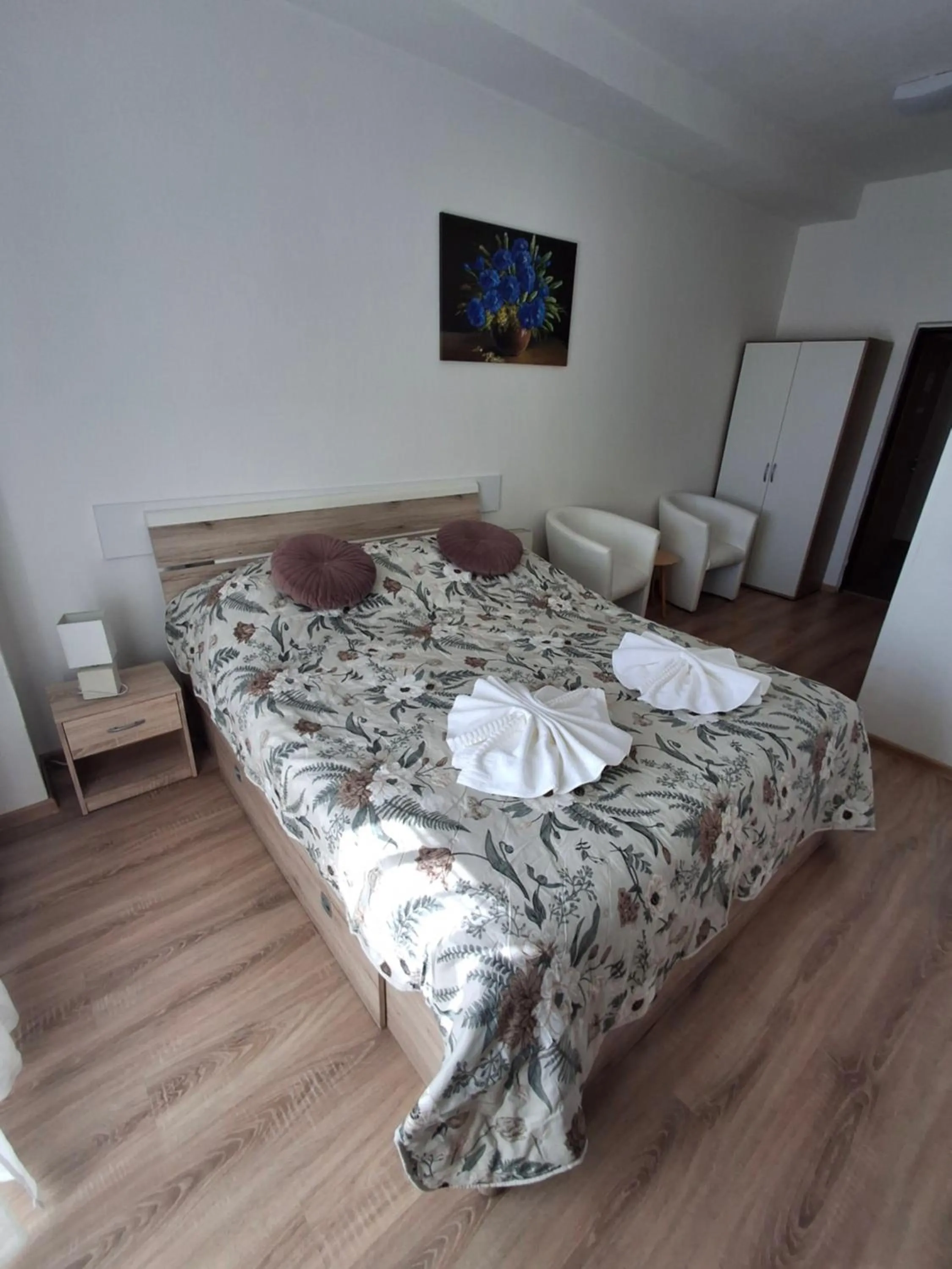 Bedroom, Bed in Agro Complex Apartments