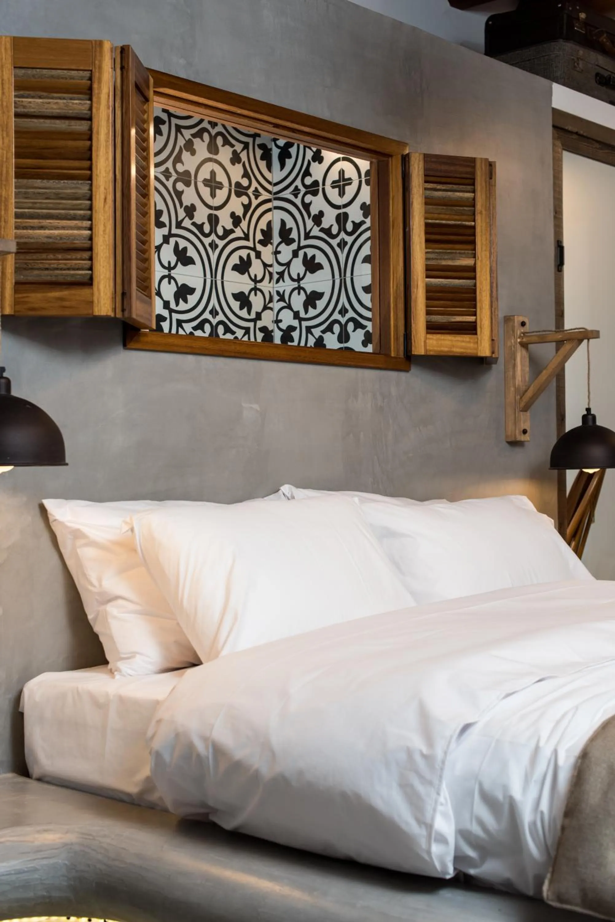 Decorative detail, Bed in Olganos VL Luxury Rooms & Suites