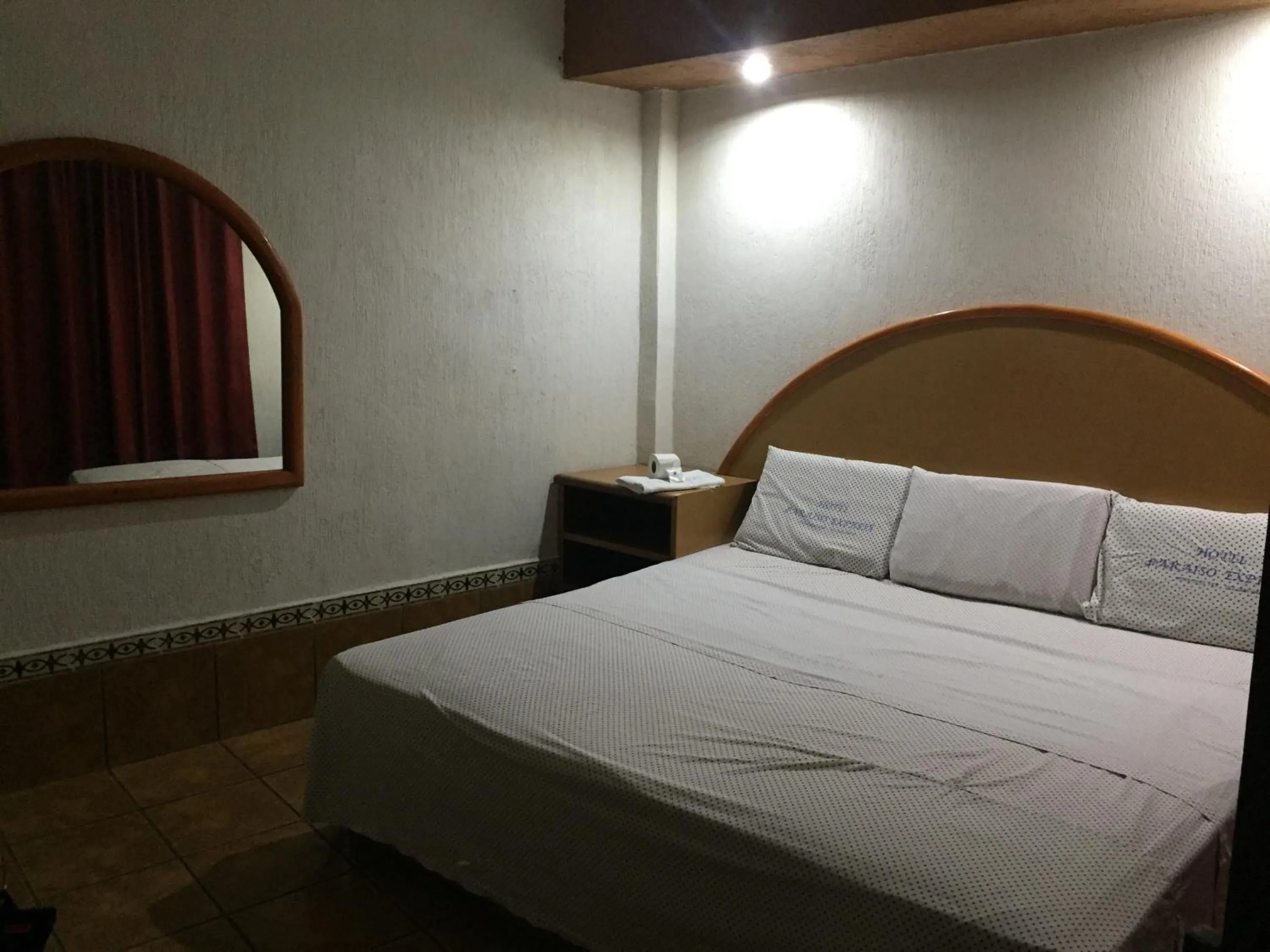 Photo of the whole room, Bed in Hotel Paraiso Express