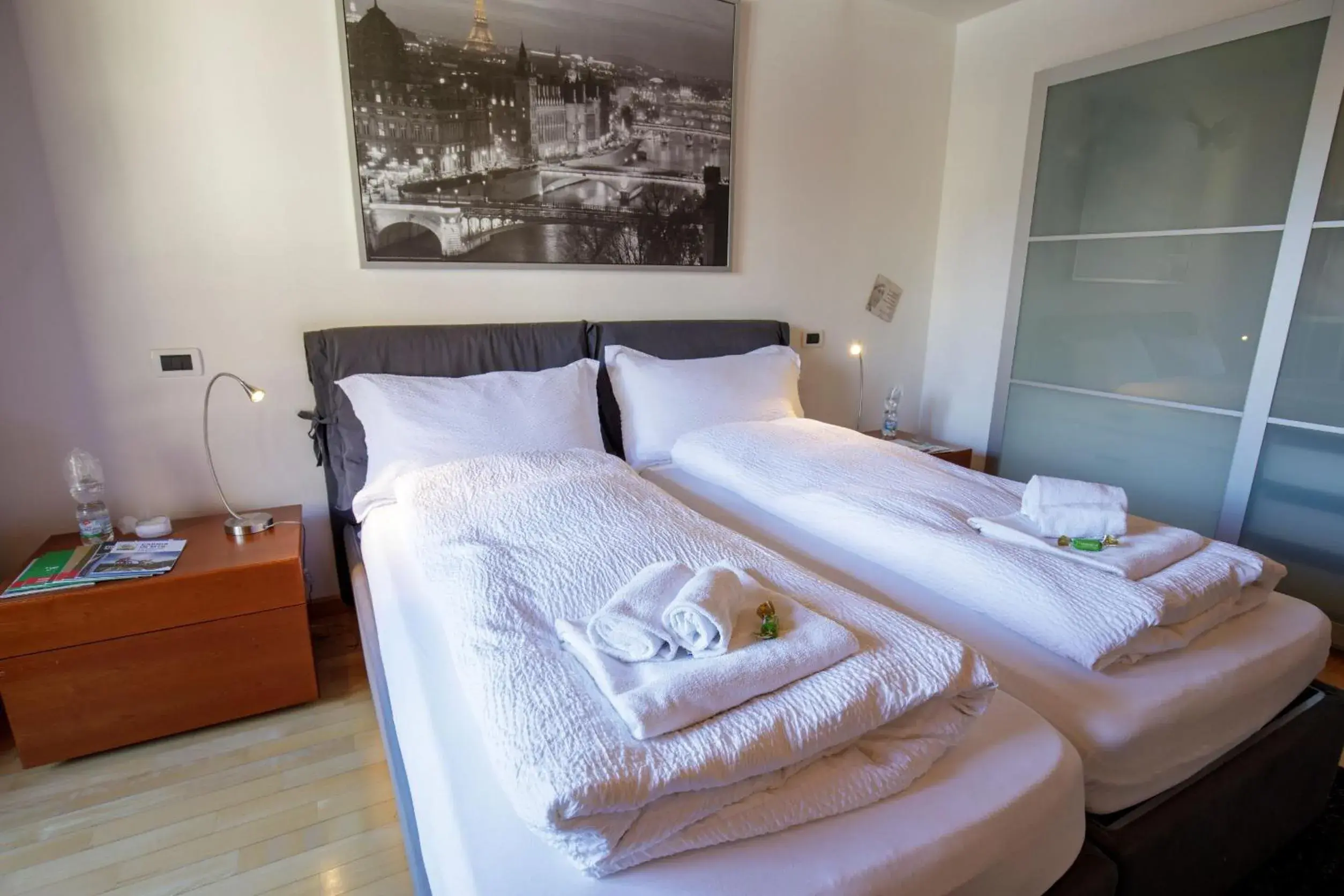 Superior Double or Twin Room in B&B AI PELLEGRINI Superior Double or Twin Room in B&B AI PELLEGRINI