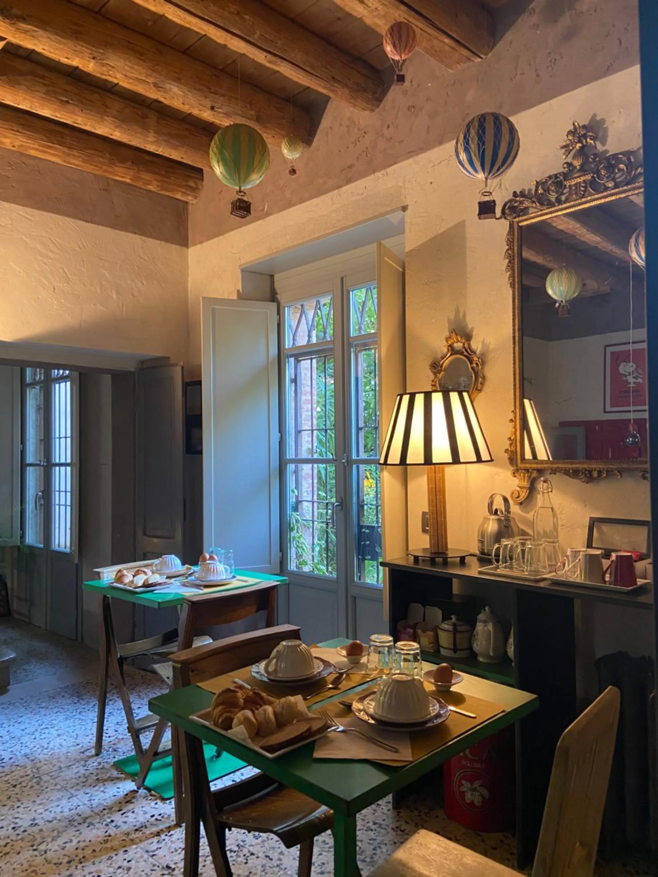 Dining area in B&B Molino2Rosso