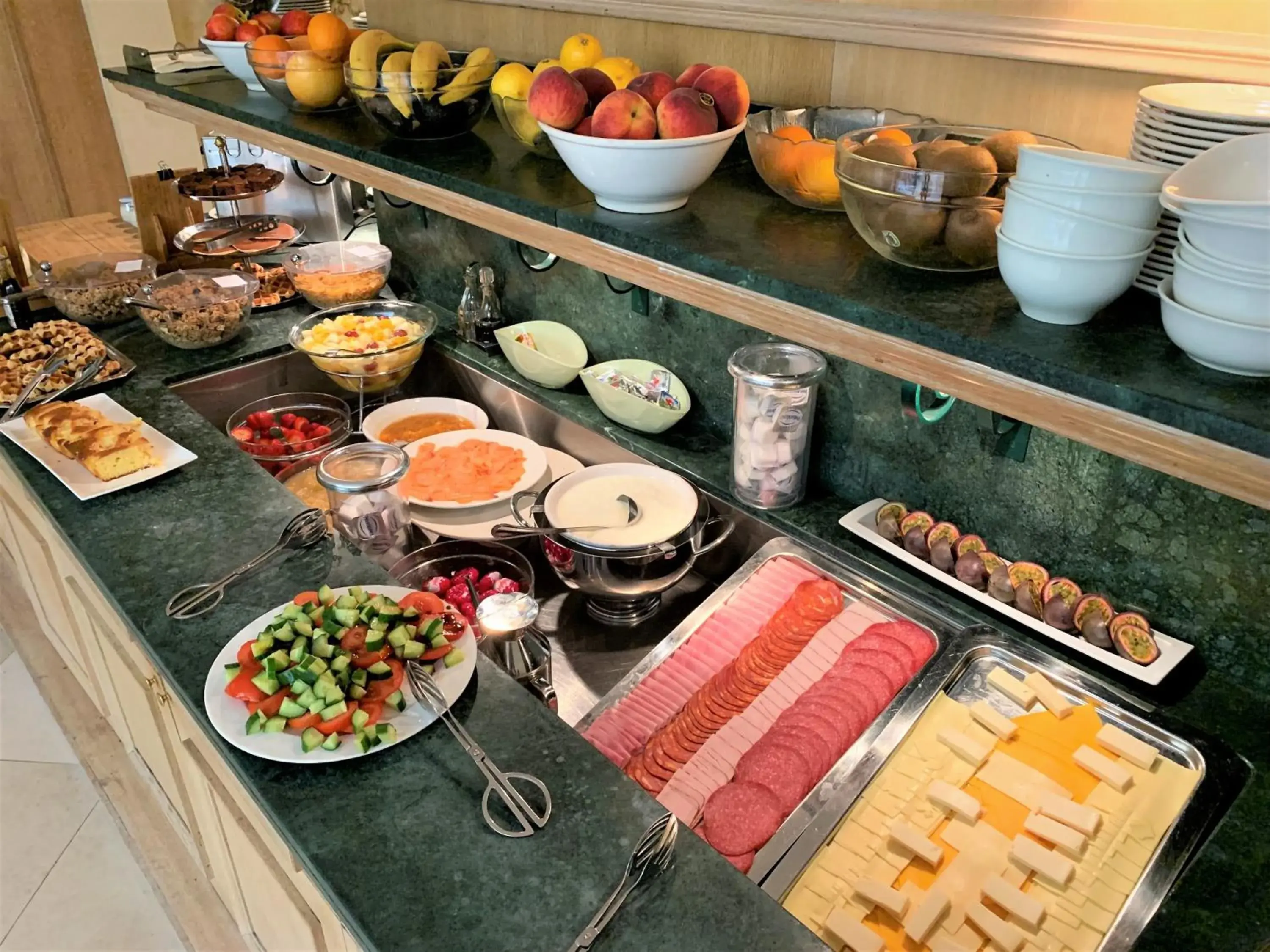 Food and drinks in Hotel Manos Stephanie Food and drinks in Hotel Manos Stephanie