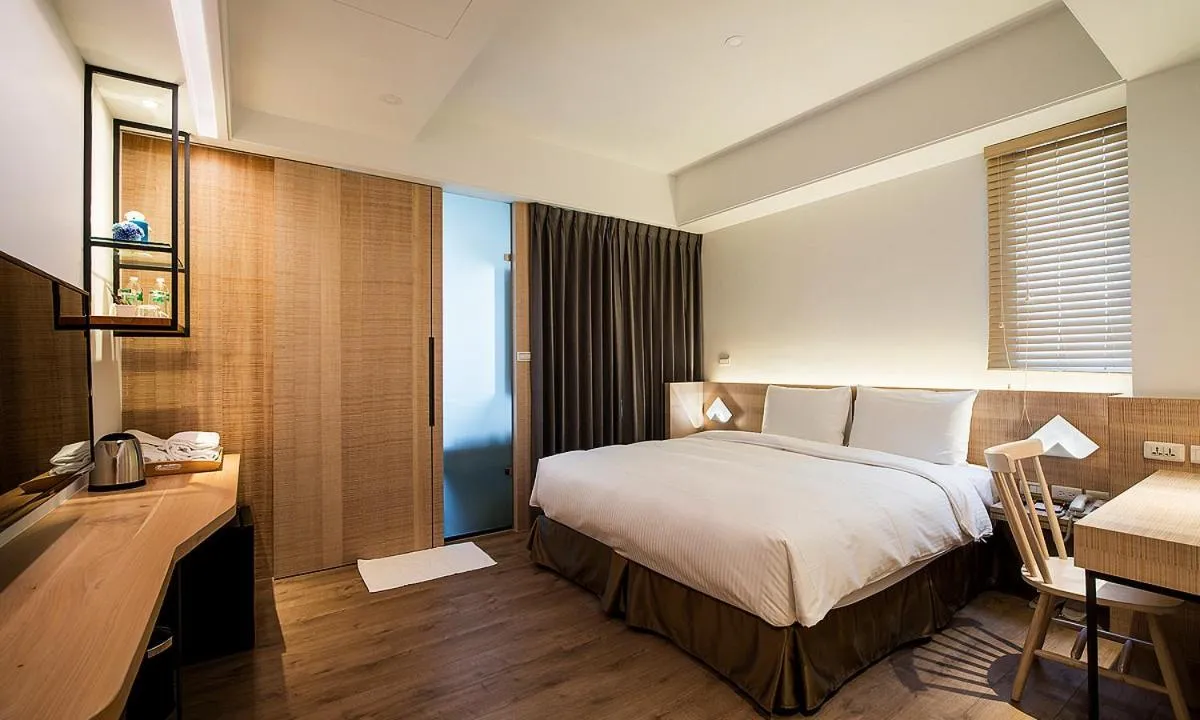 Photo of the whole room, Bed in Joy Inn