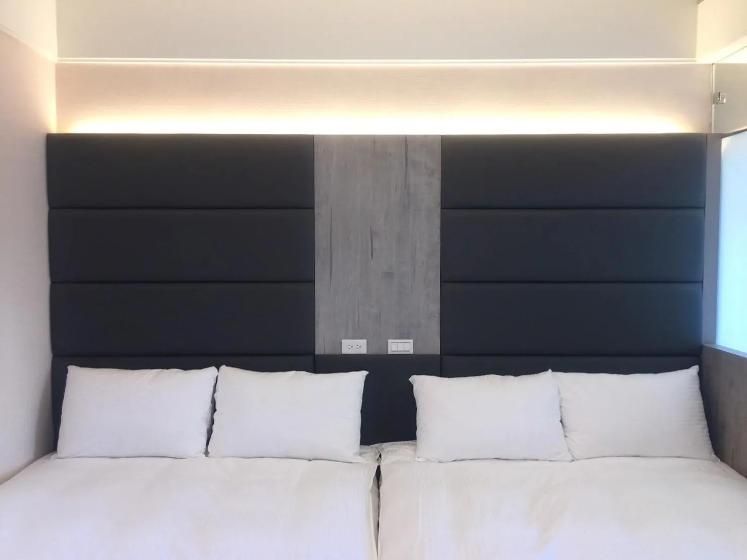 bunk bed, Bed in Joy Inn