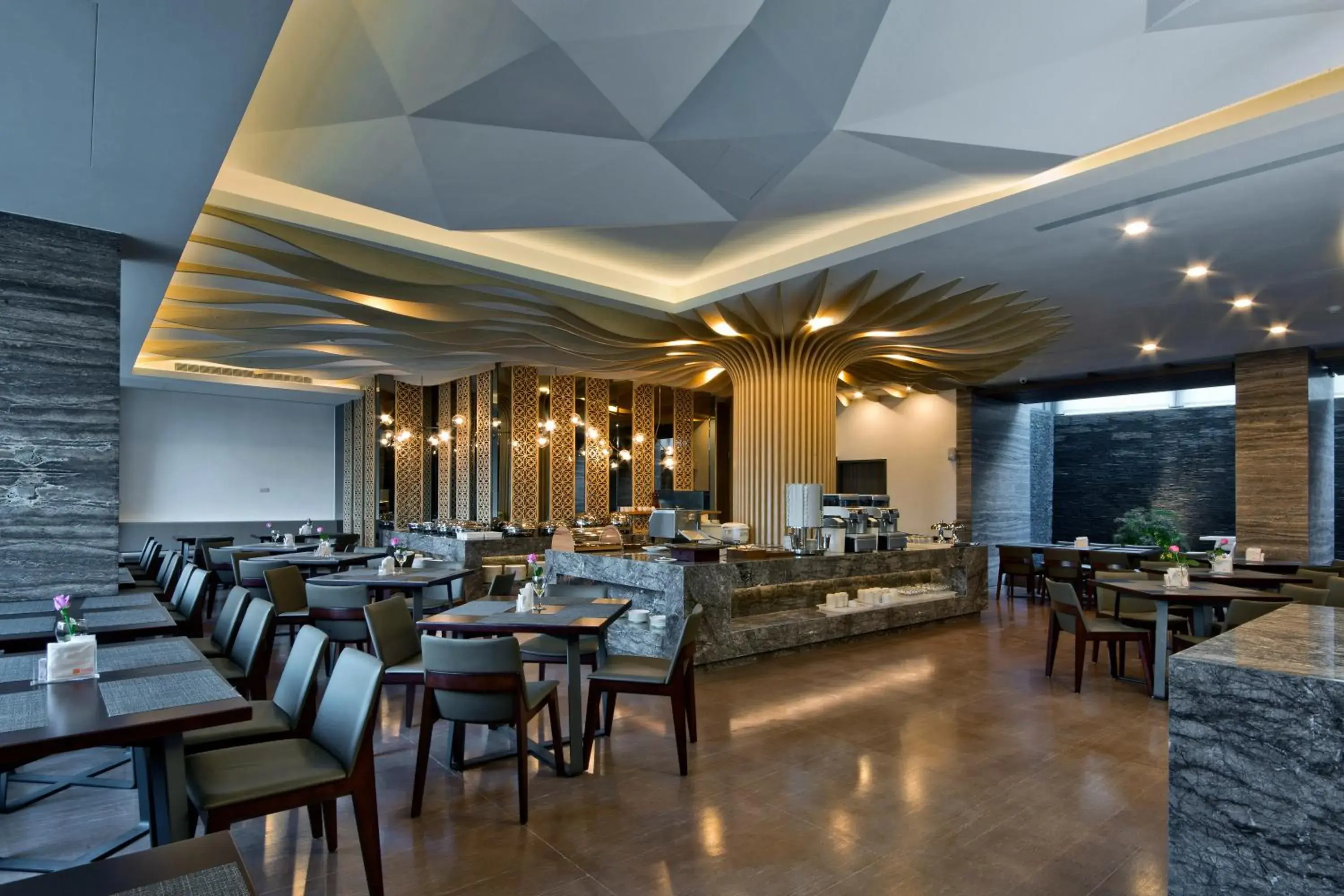 Restaurant/places to eat in Joy Inn Restaurant/places to eat in Joy Inn