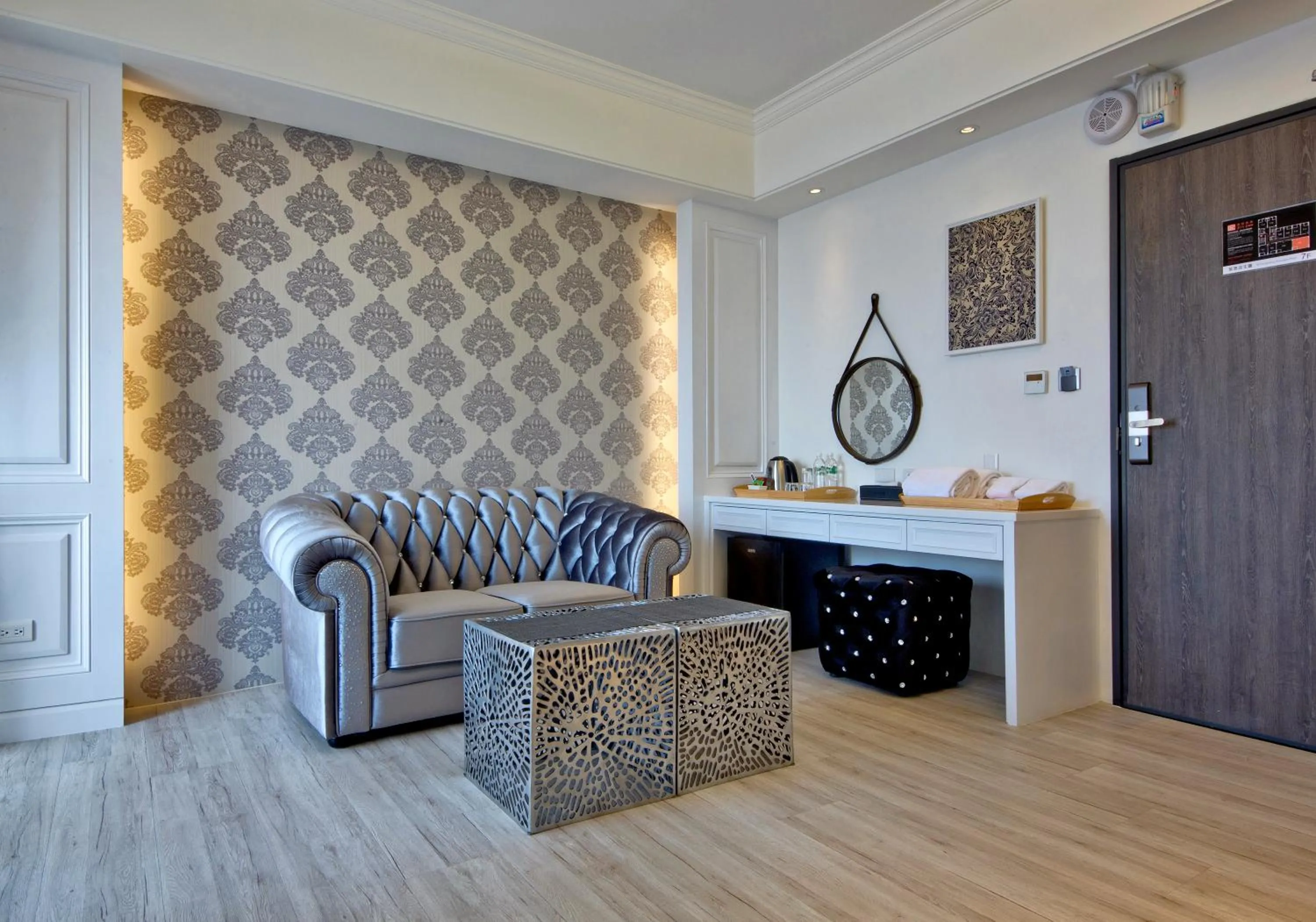 Decorative detail in Joy Inn