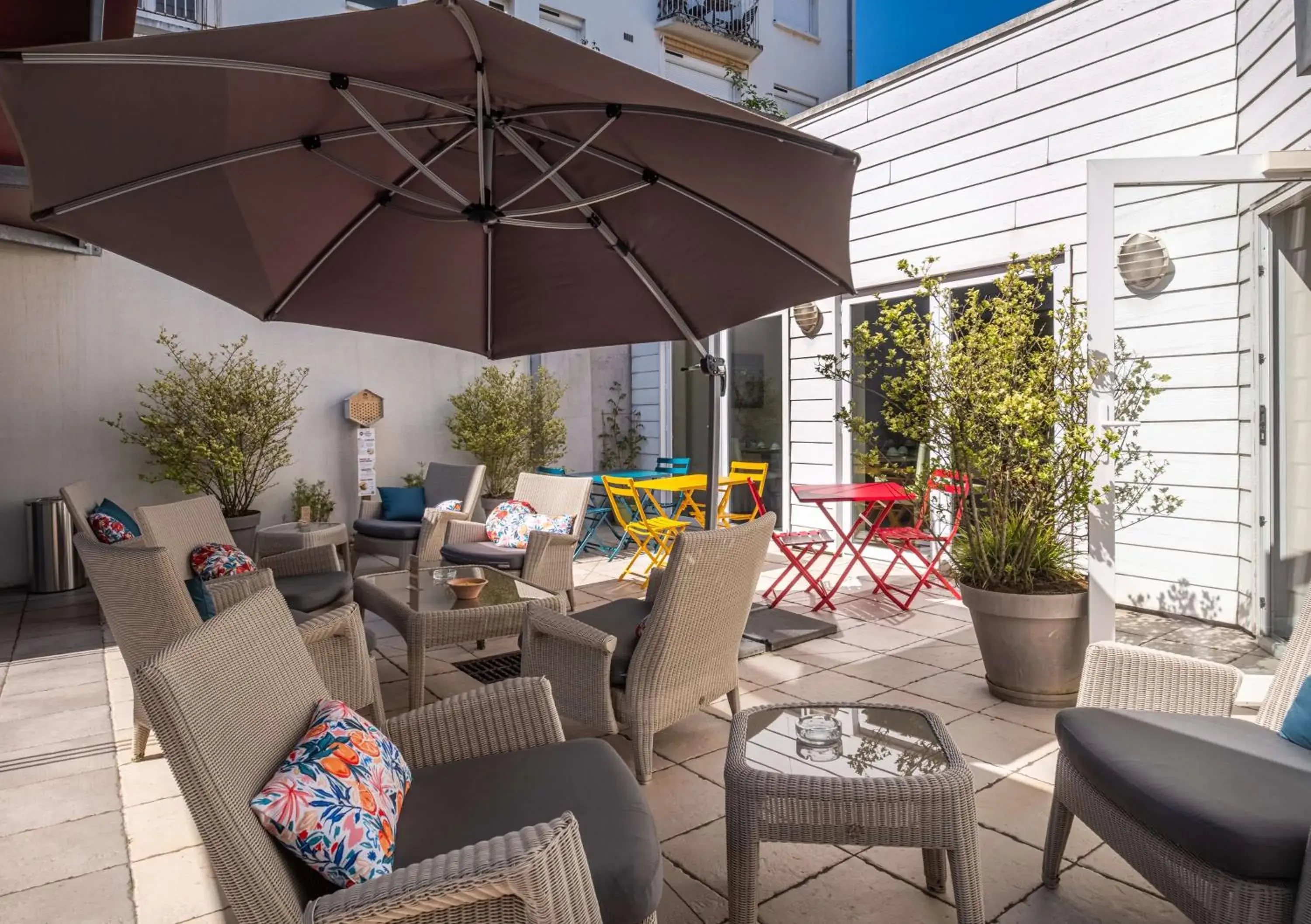 Property building in Best Western Plus Richelieu Property building in Best Western Plus Richelieu