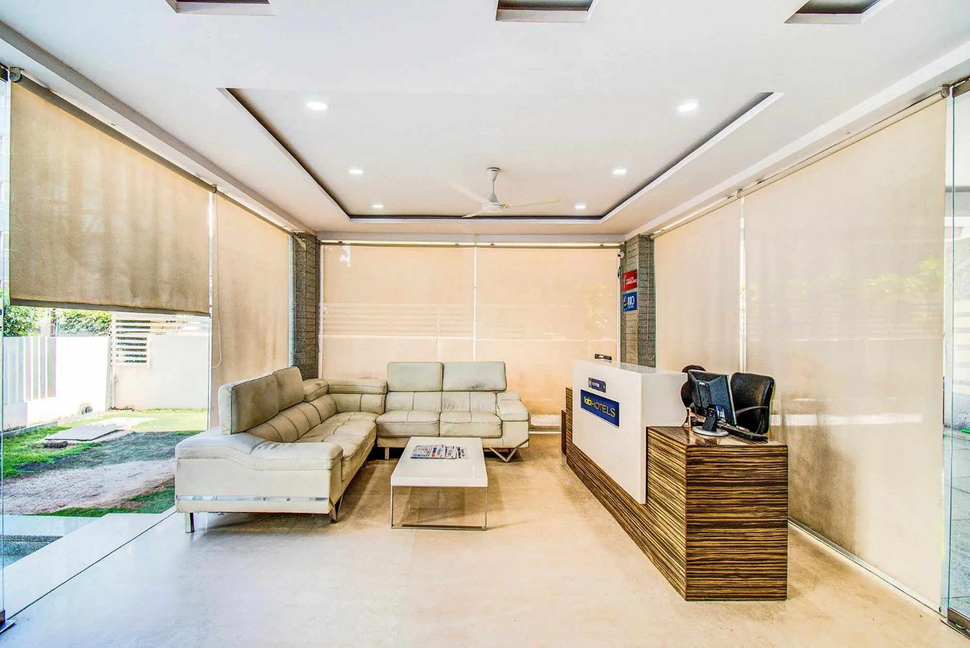 Lobby or reception in Fabhotel Pearl City - Nr Jubilee Enclave, Hitech City