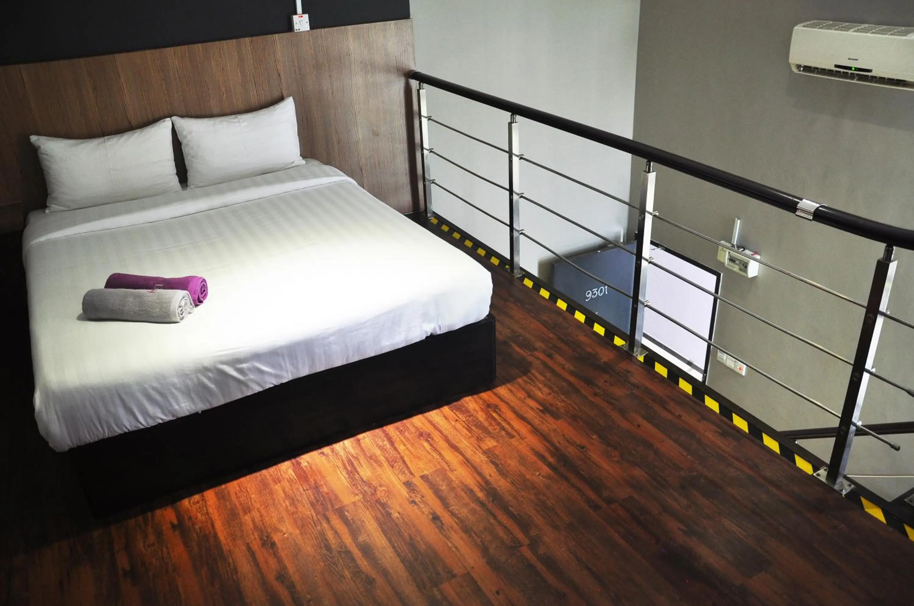 Bed in Hotel 99 Botanik Klang