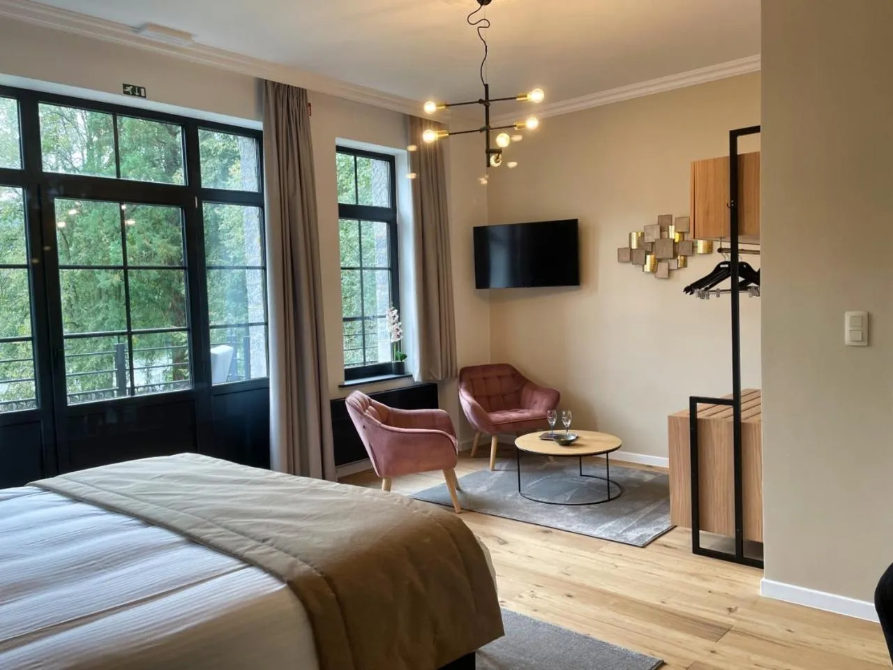 Photo of the whole room, Bed in Villa Gracia