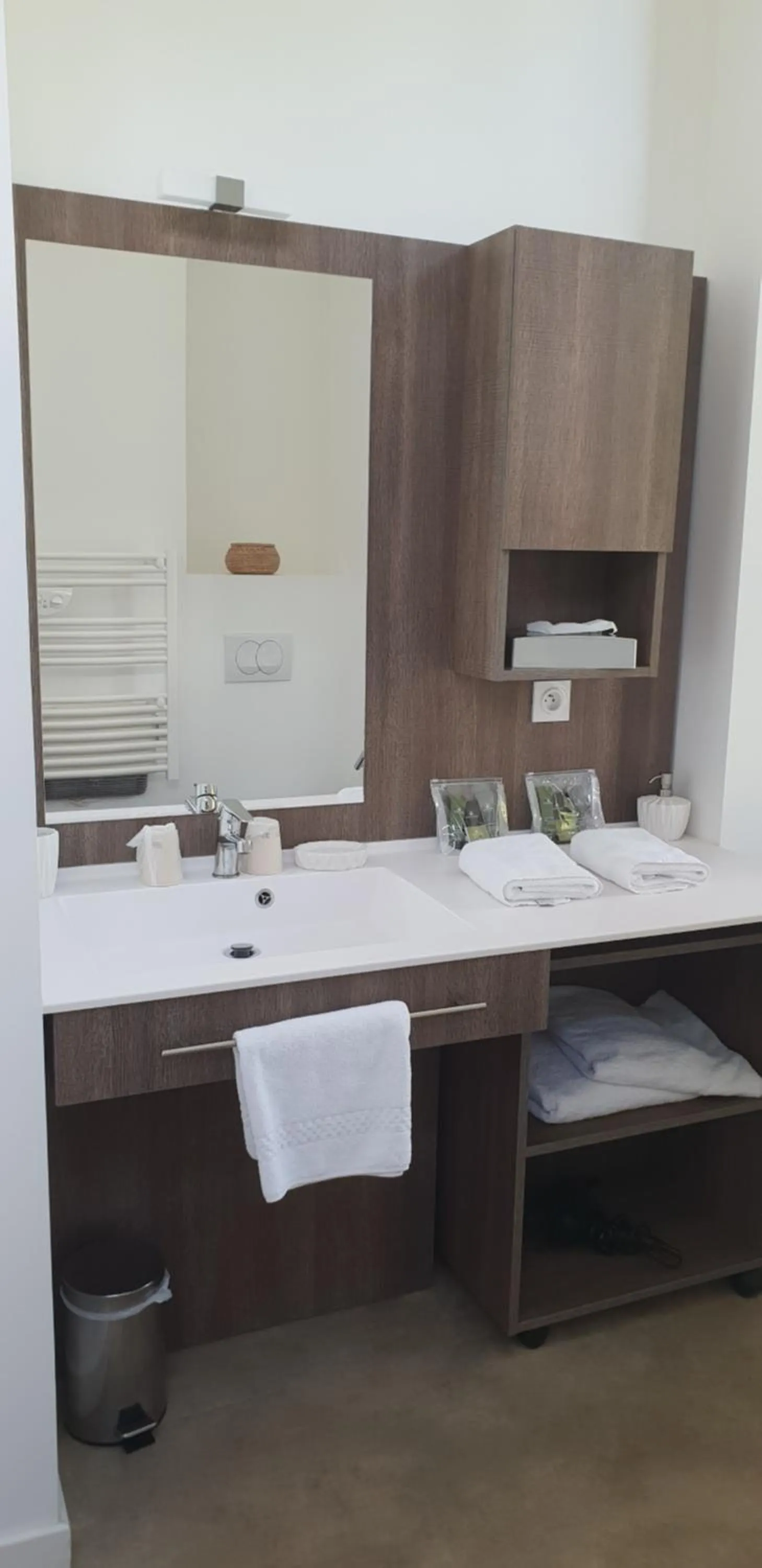 Bathroom in Domitys Le Parc de Jade