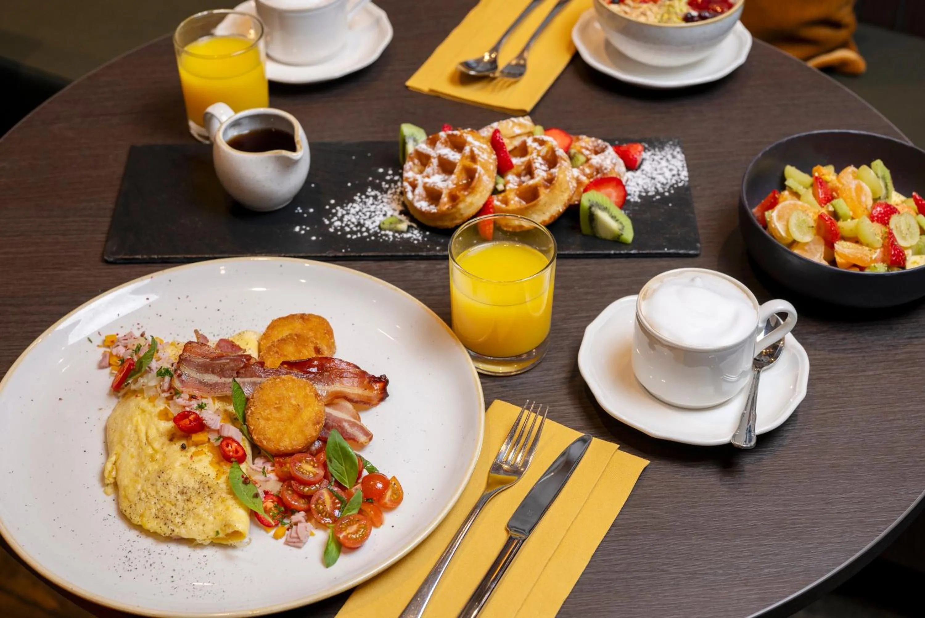 Food and drinks in Brussels Marriott Hotel Grand Place