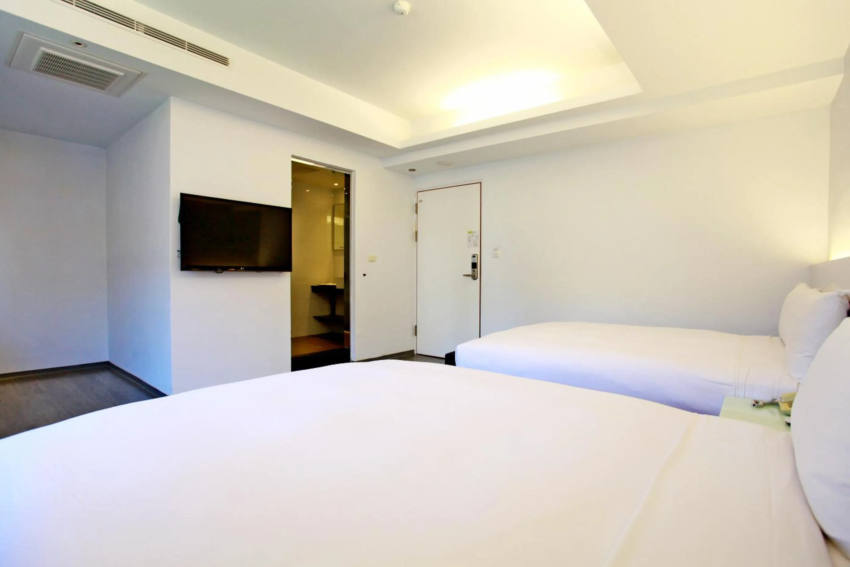 TV and multimedia, Bed in Taitung Yes Hotel