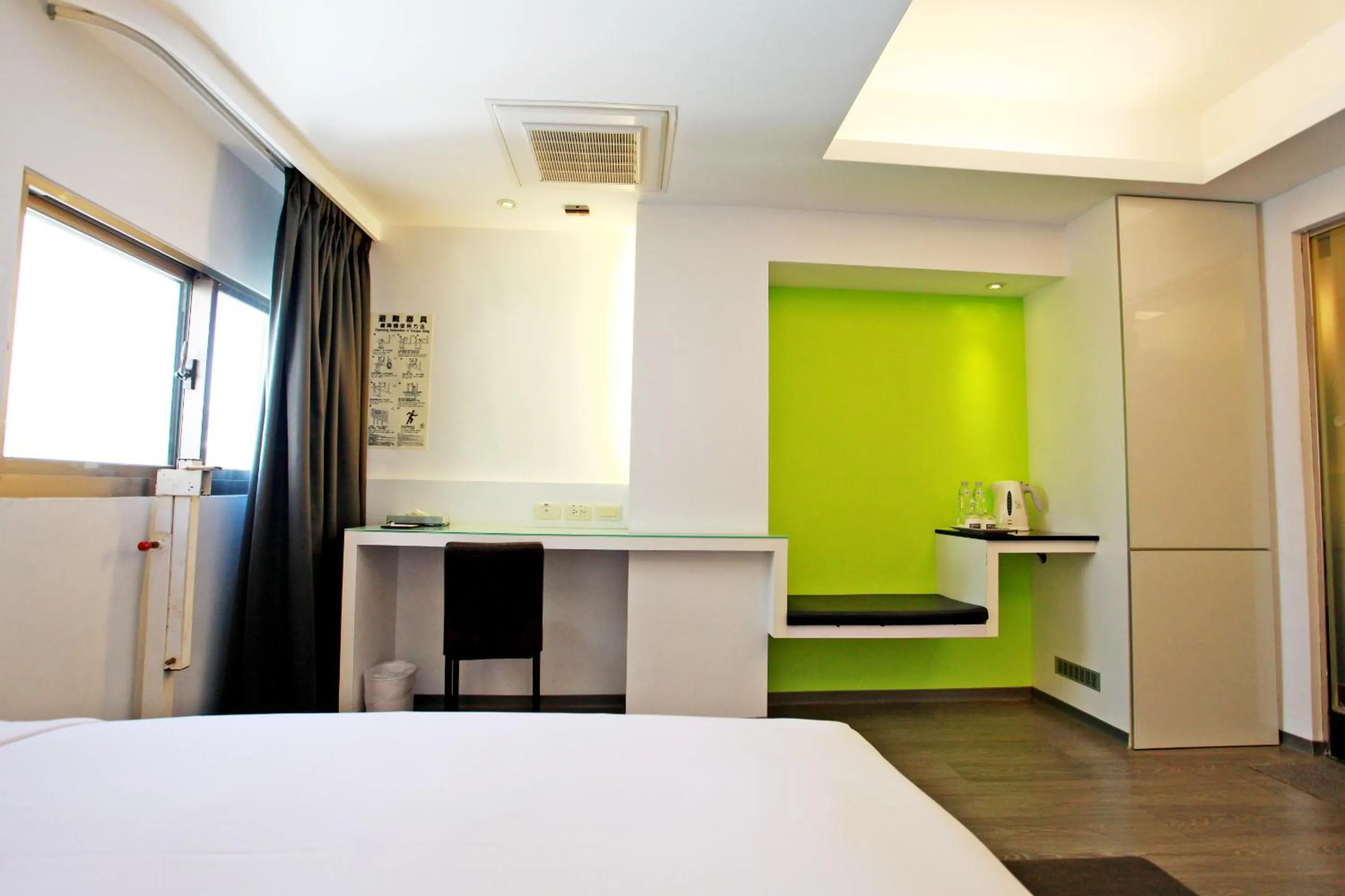 TV and multimedia, Bed in Taitung Yes Hotel