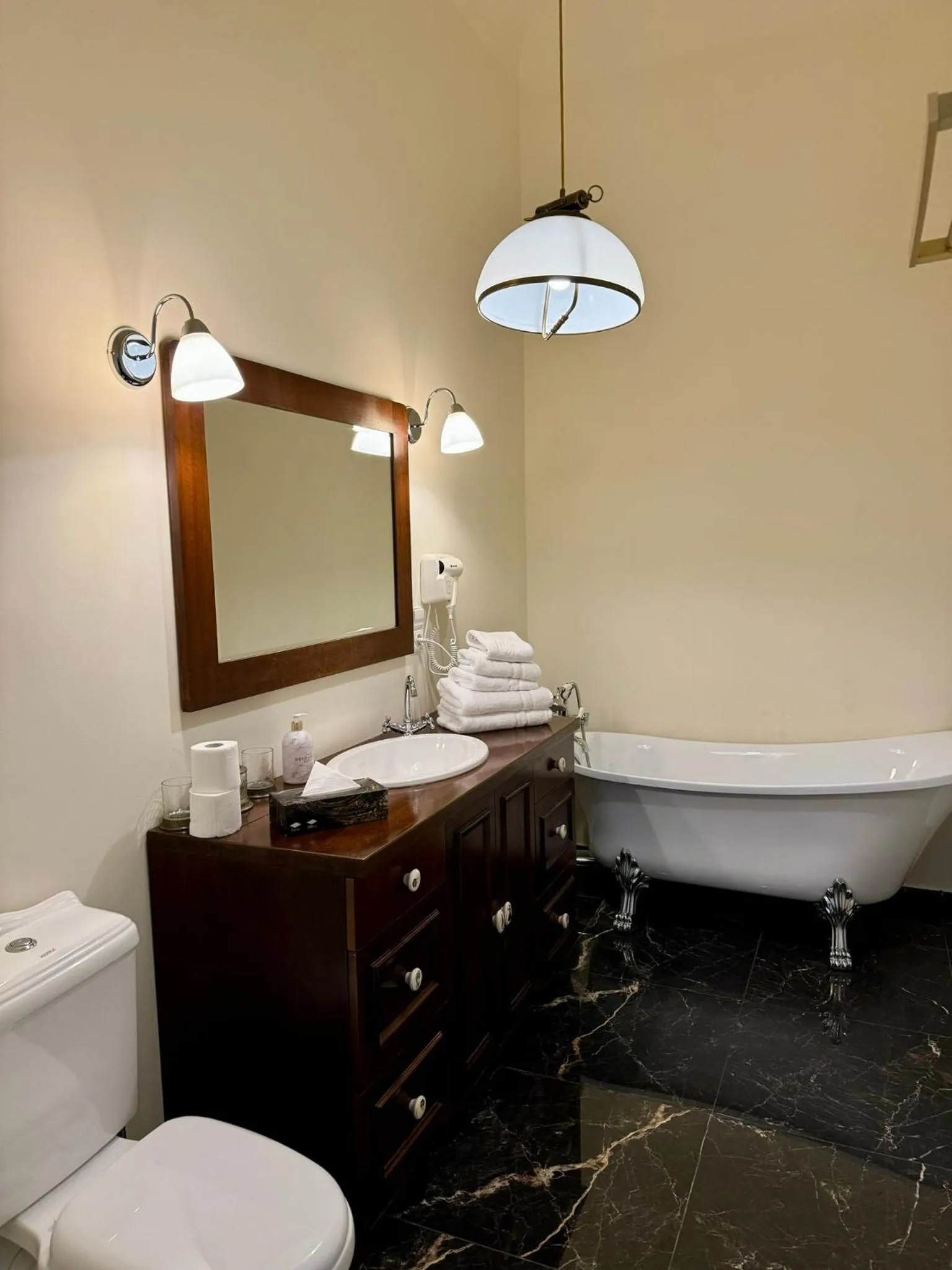 Bathroom in Matejki 8