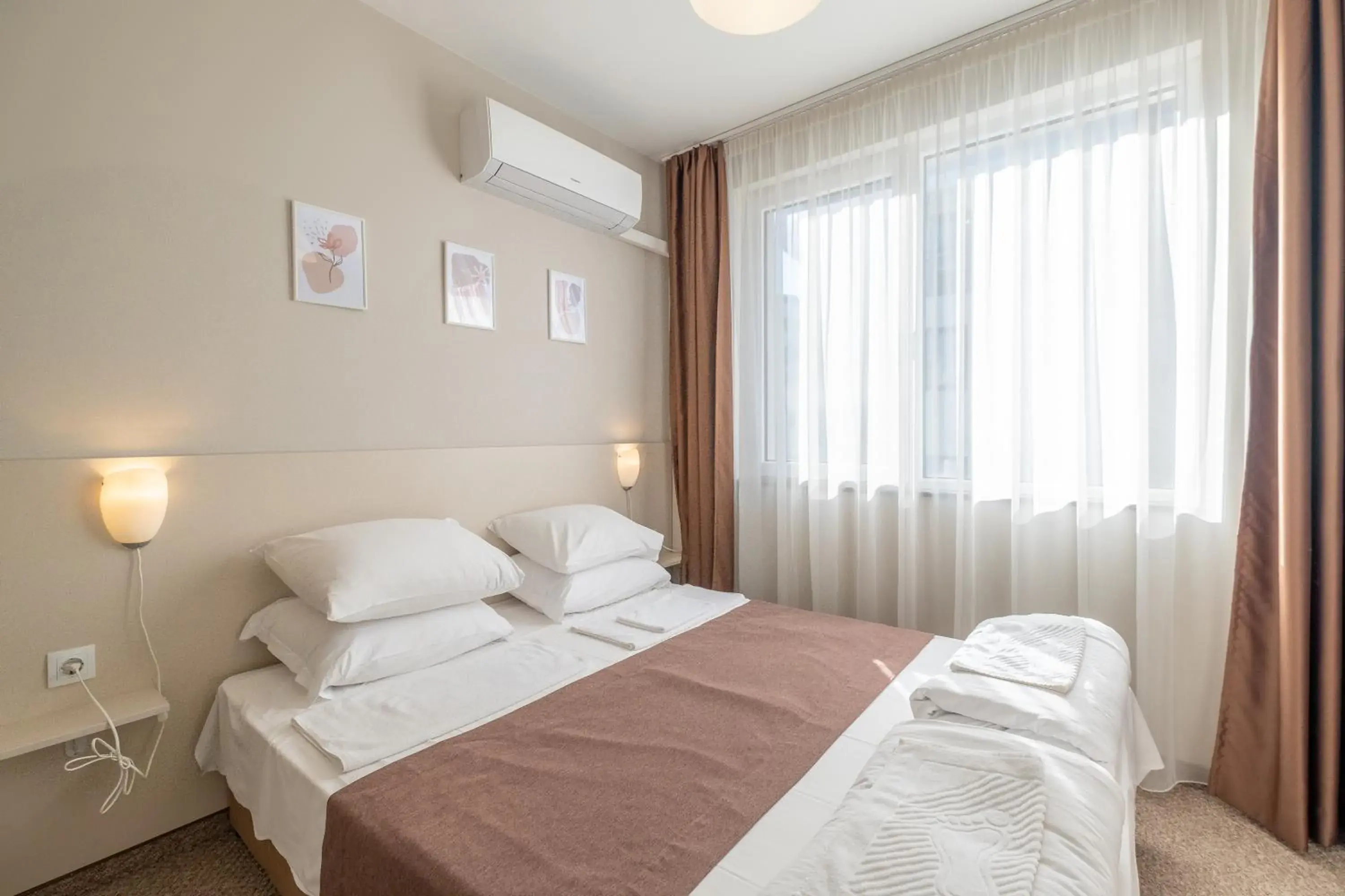 Comfort Quadruple Room with Terrace in Blue Label Apart House Comfort Quadruple Room with Terrace in Blue Label Apart House