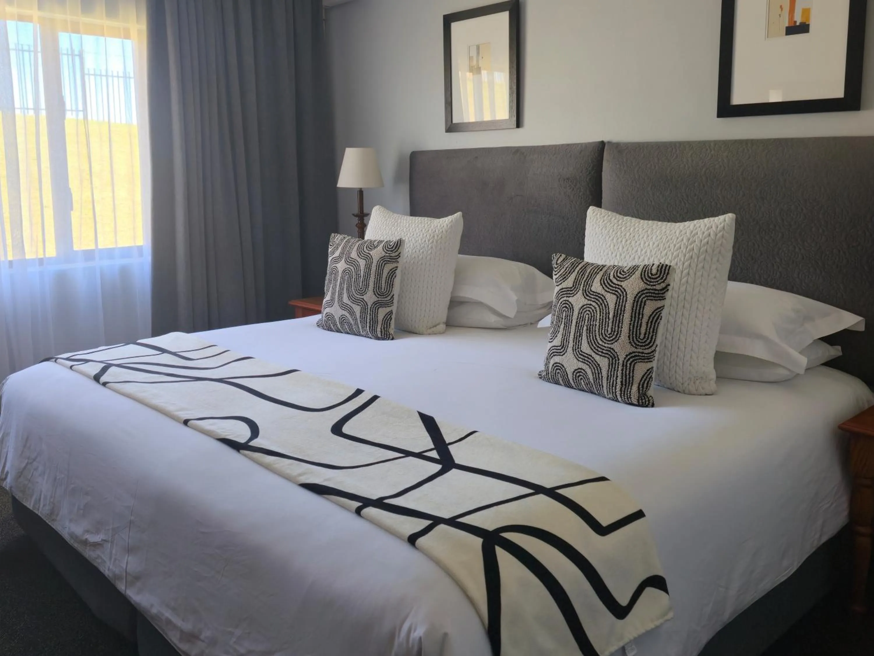 Bed in Protea Hotel by Marriott Harrismith Montrose