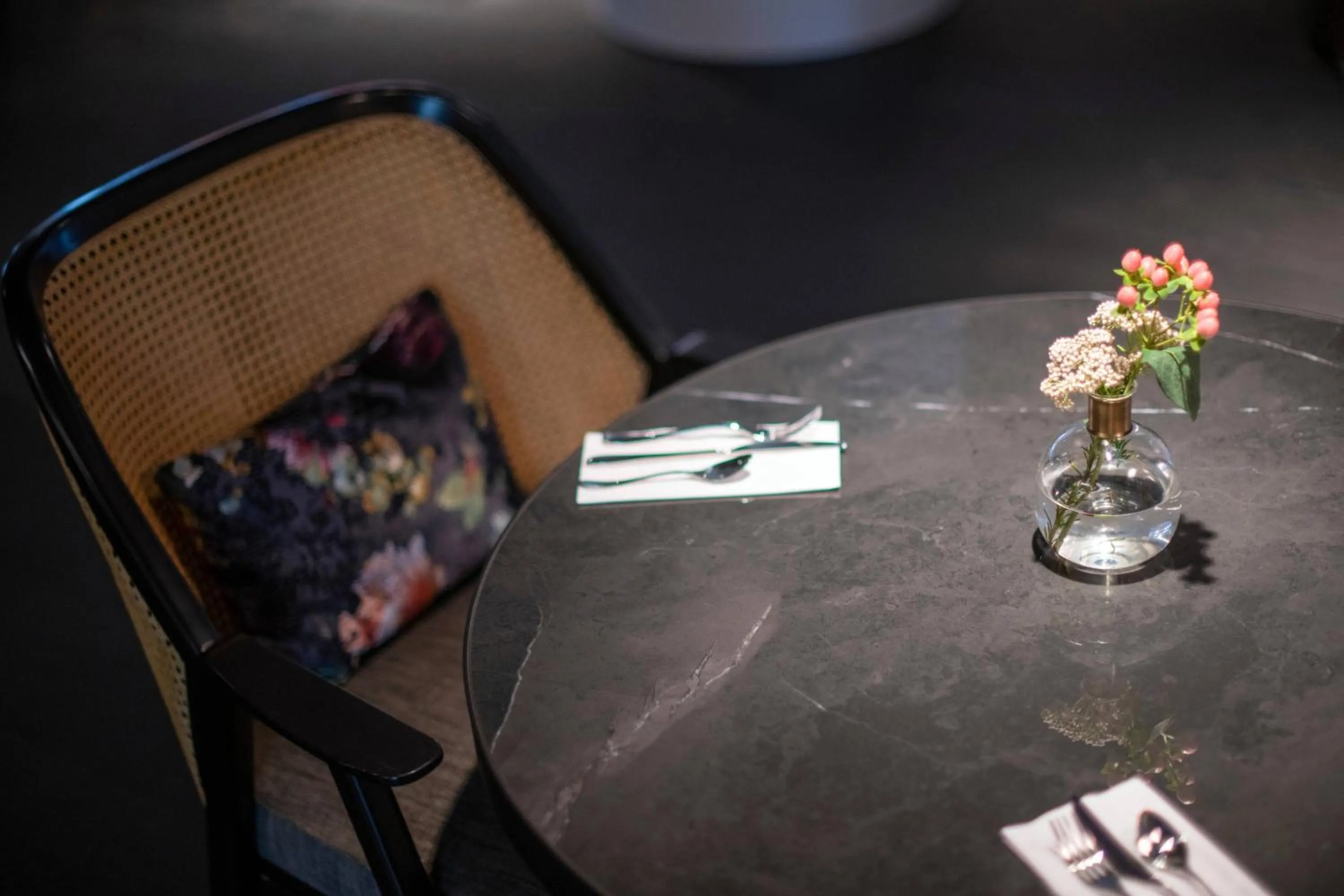 Lounge or bar in Renaissance Brussels Hotel