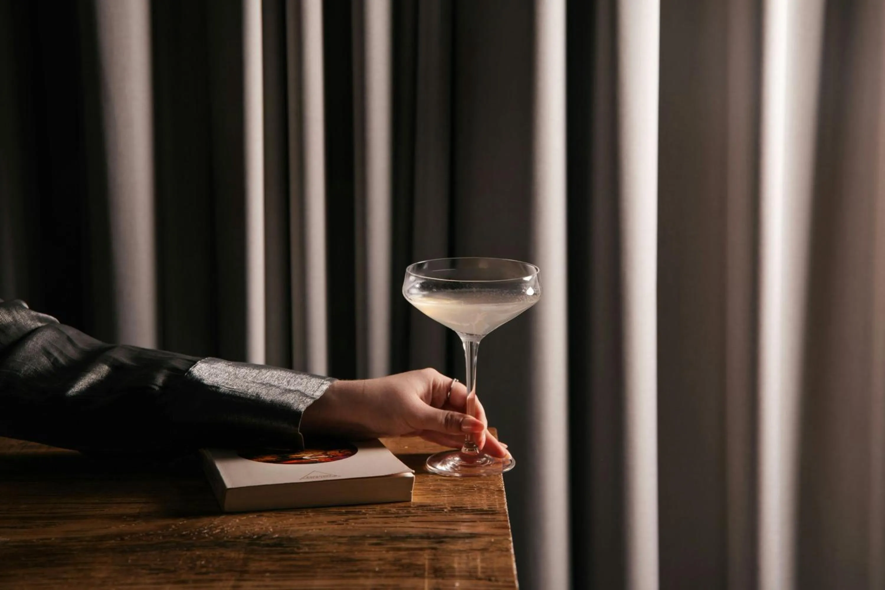 Lounge or bar in Renaissance Brussels Hotel