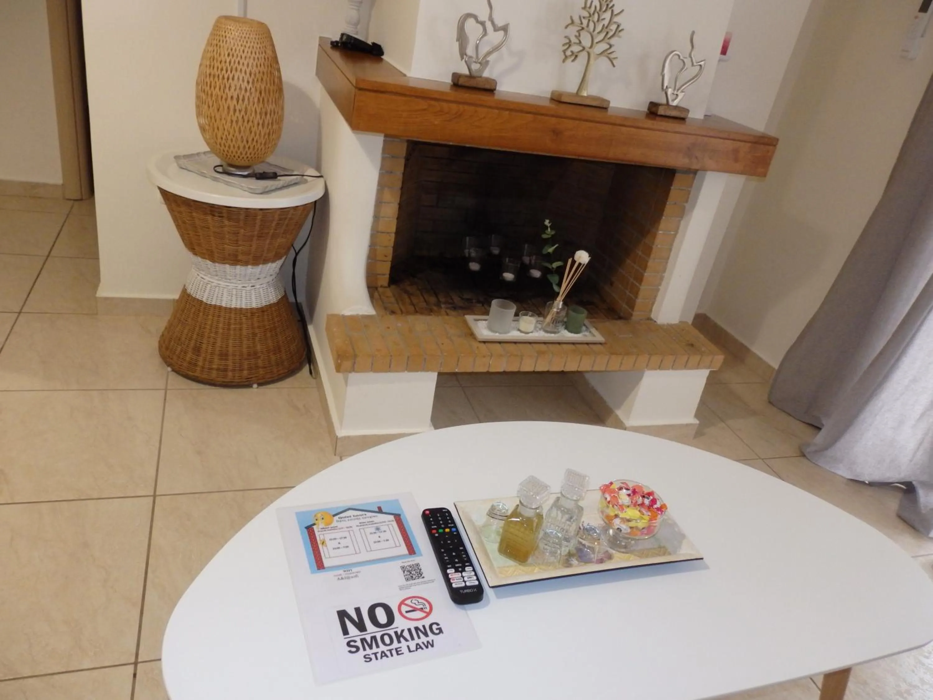 Living room in A&J Apartments or Rooms athens airport