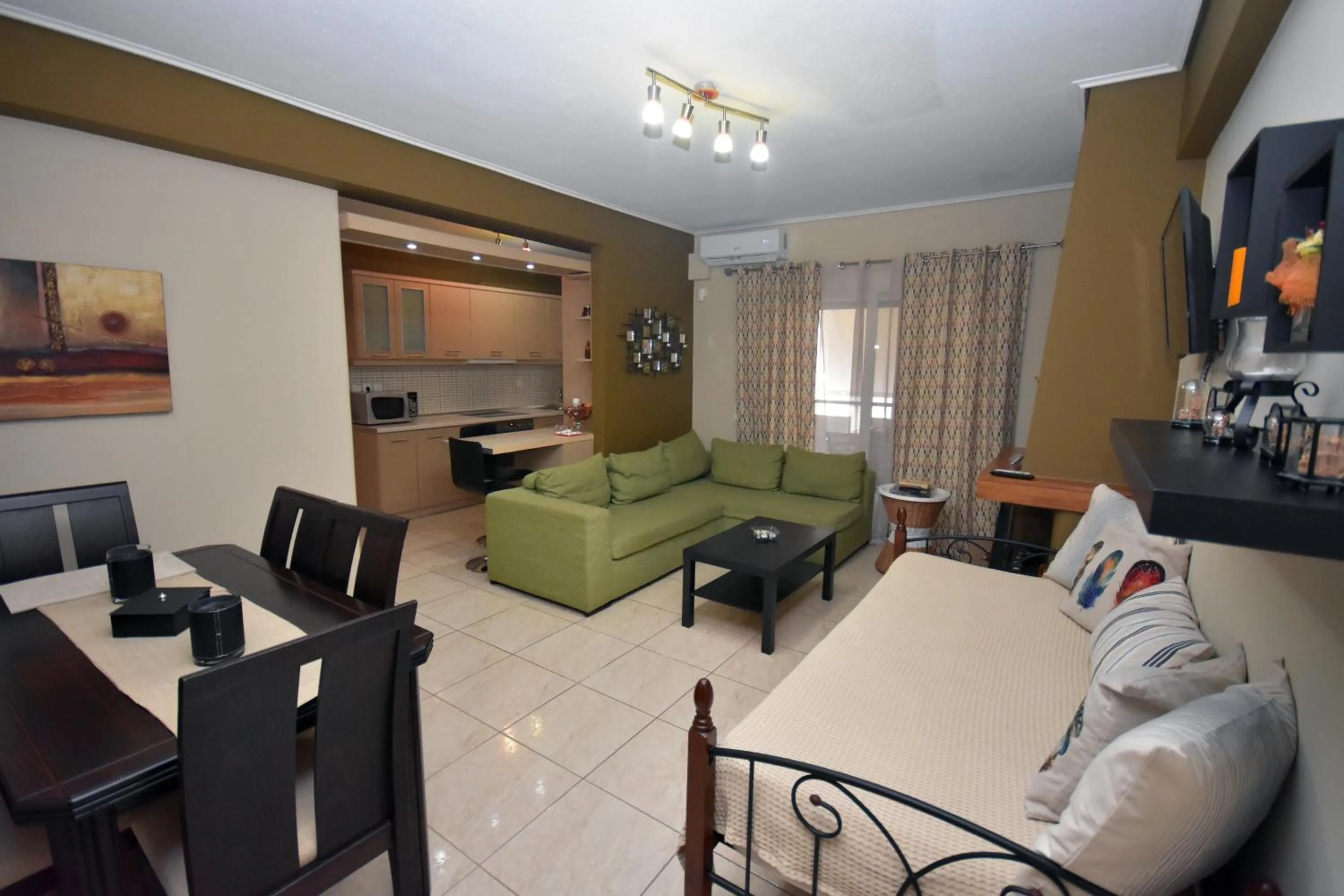 Living room in A&J Apartments or Rooms athens airport