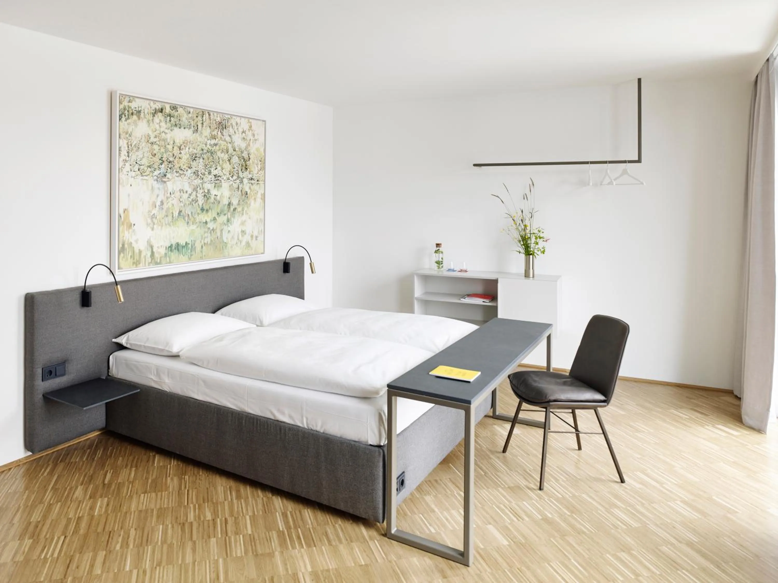 Photo of the whole room, Bed in Lendhotel