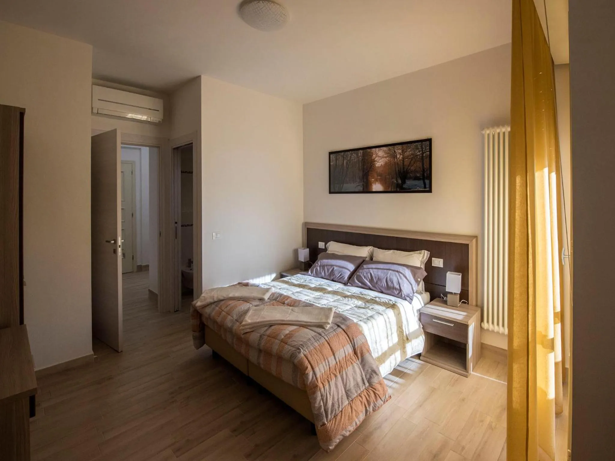 Shower, Bed in Affittacamere Le Quattro Stagioni