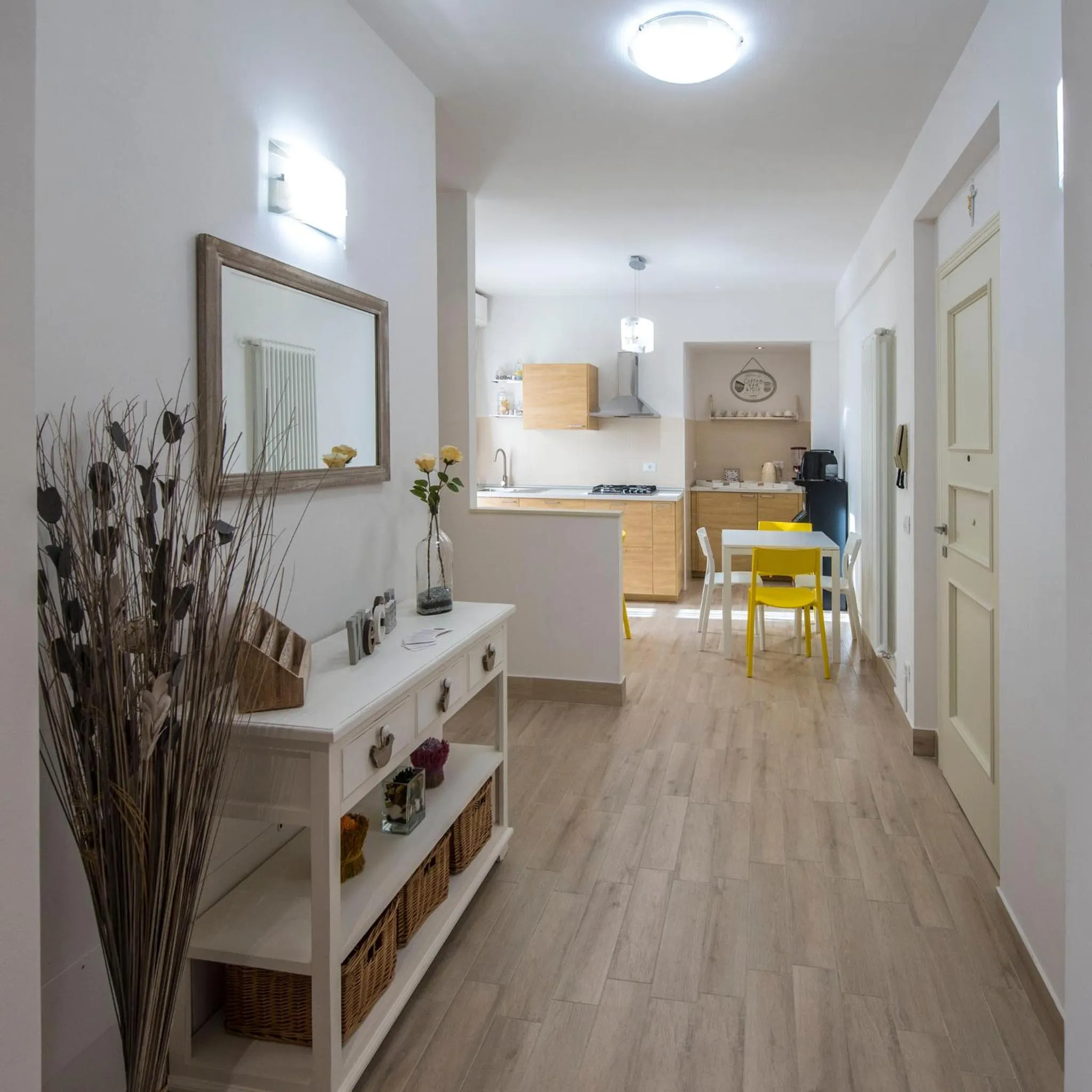 Communal lounge/ TV room in Affittacamere Le Quattro Stagioni